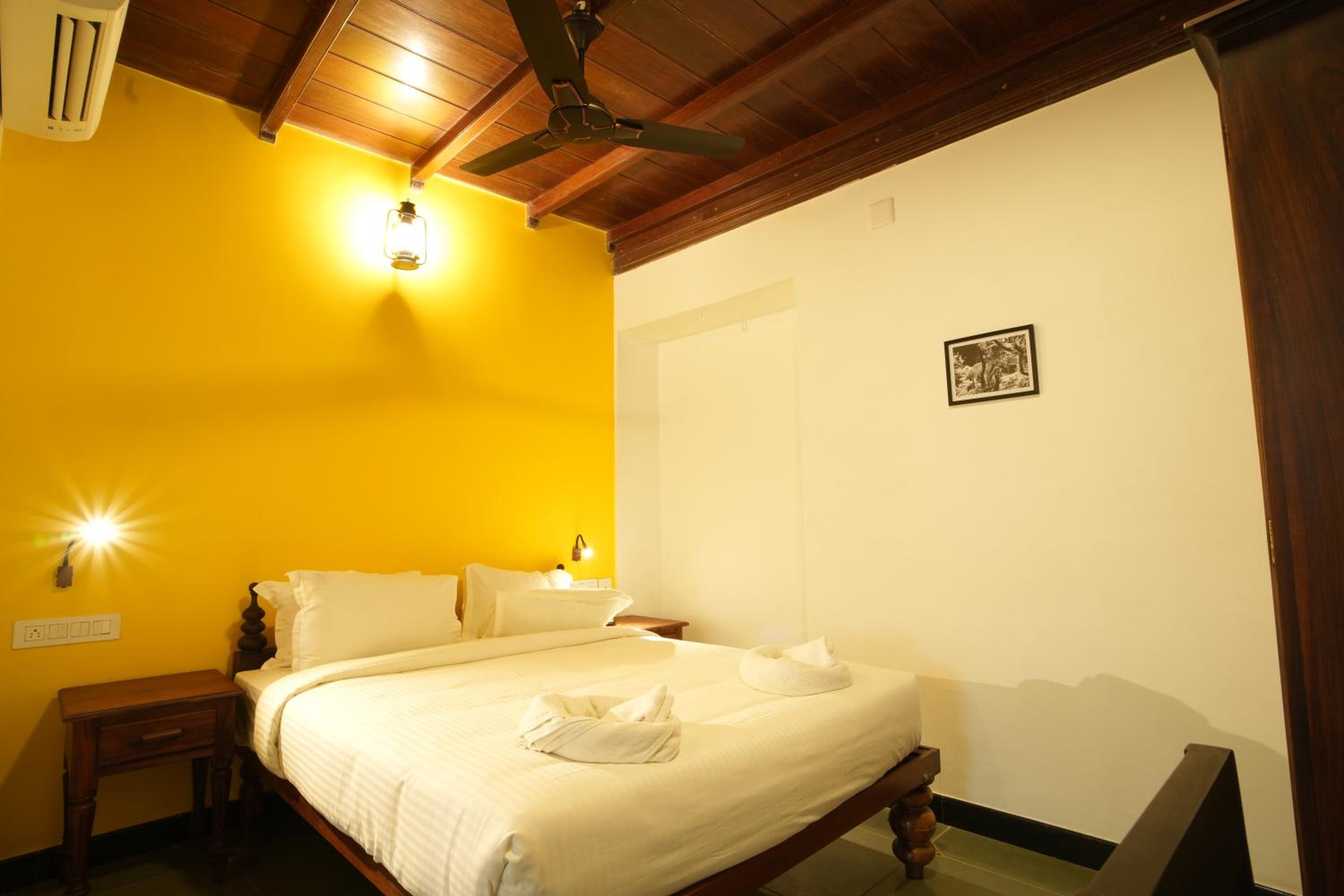 Deluxe Double Room - Photo 6