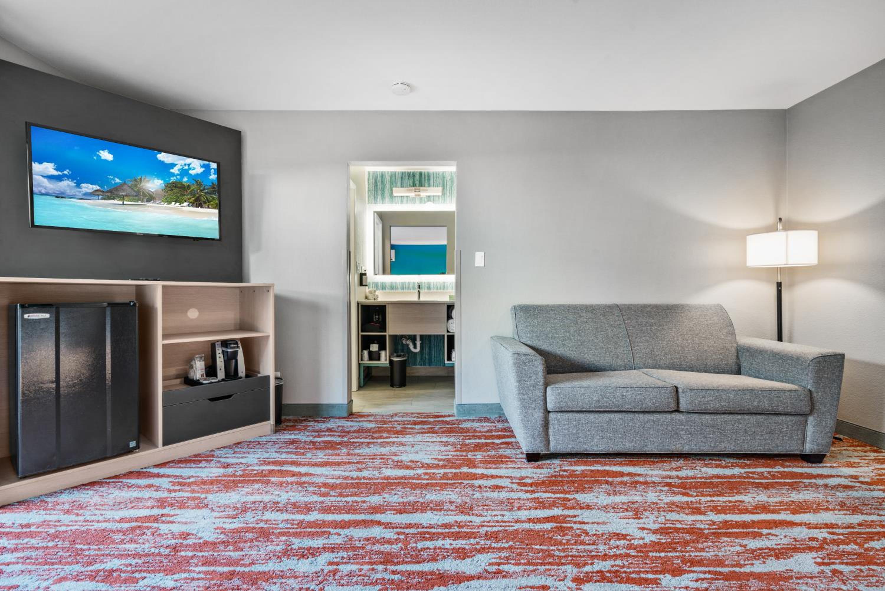 Double Queen Suite - Photo 1
