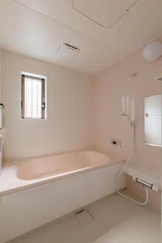 Family Suite with Balcony - Photo 4