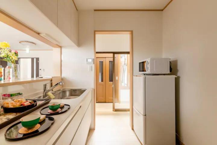 Family Suite with Balcony - Photo 11