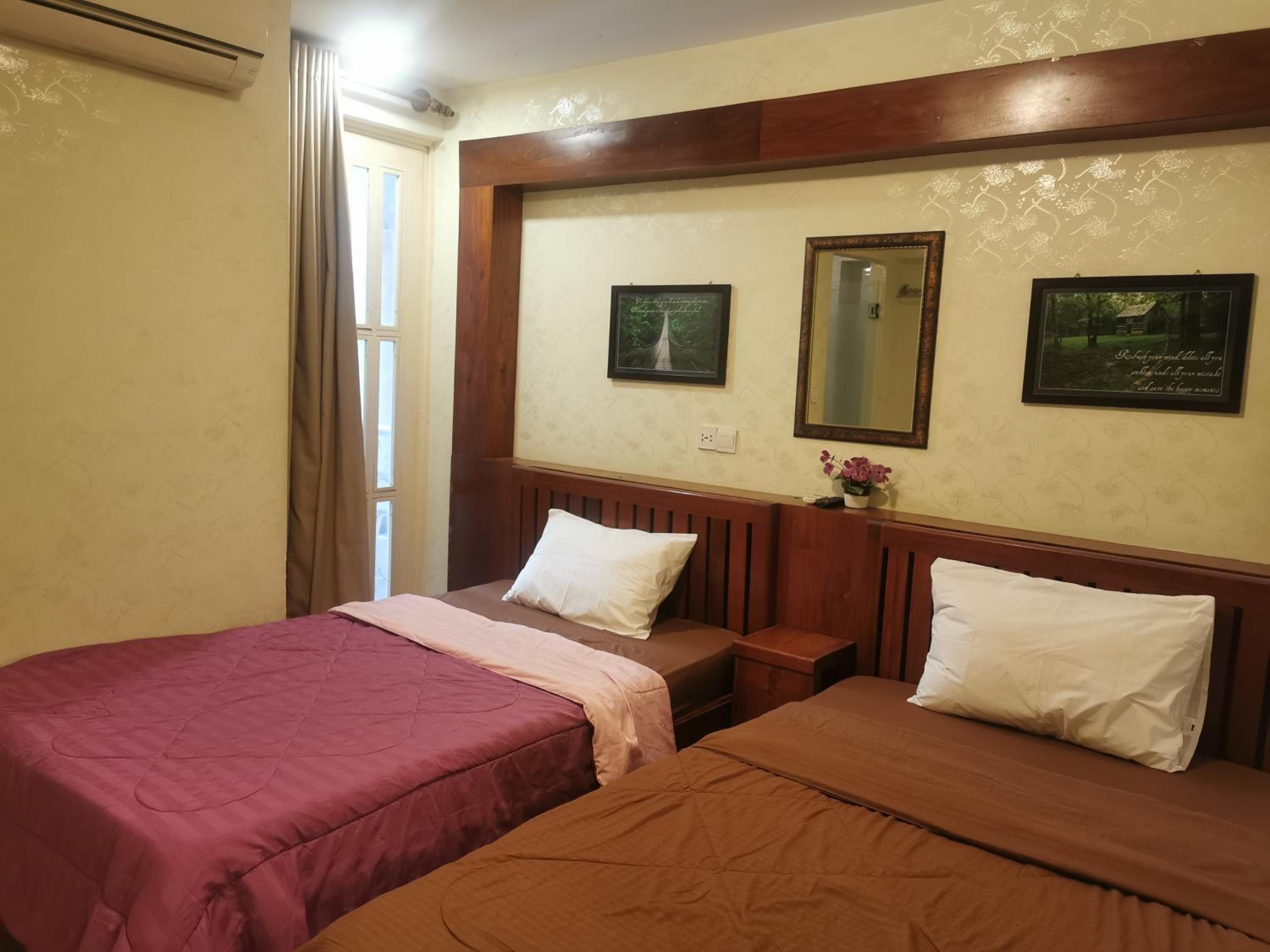 Standard Twin Room