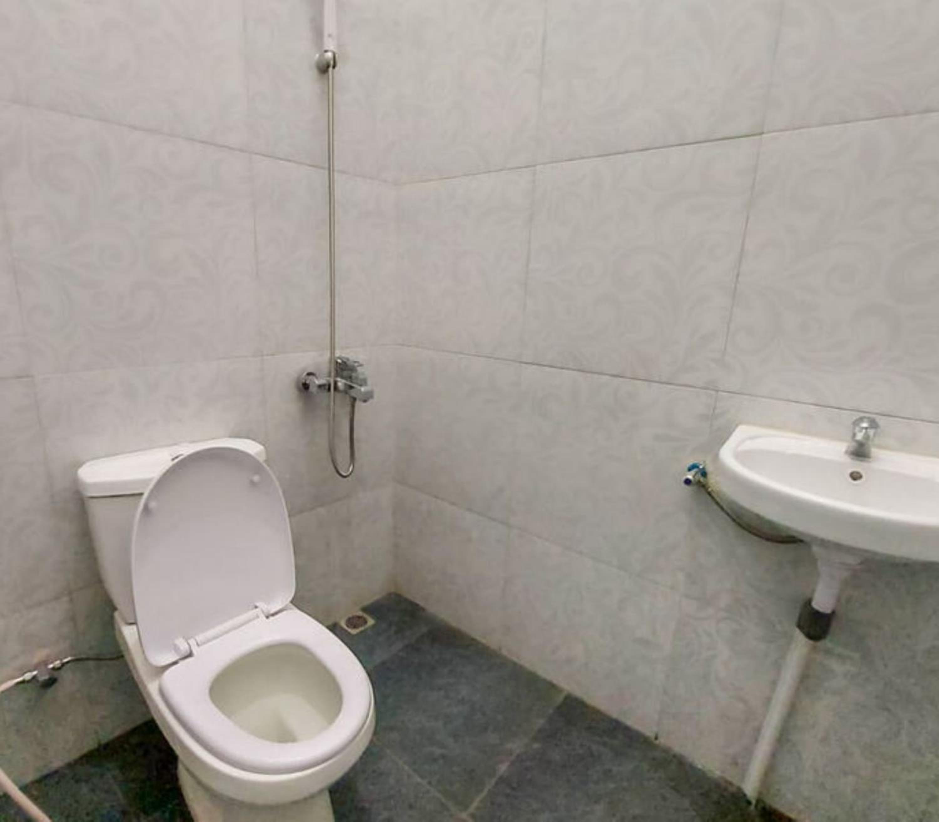 Standard Twin Room - Photo 14