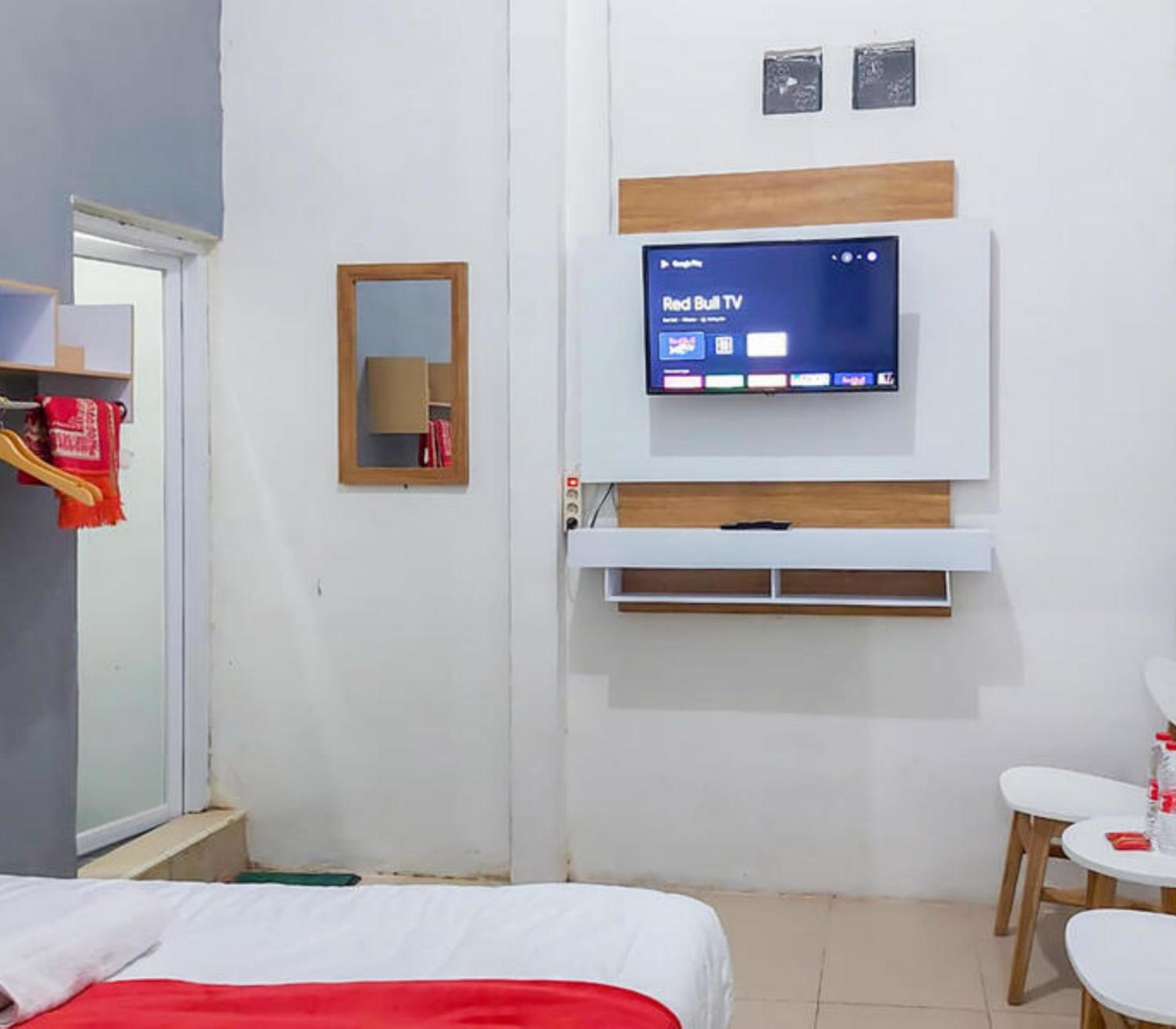 Standard Double Room - Photo 7
