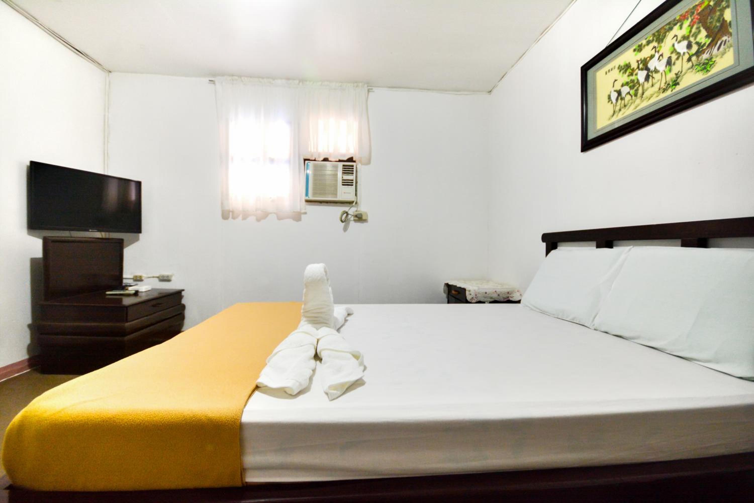 Standard Double Room With AC - Photo 6