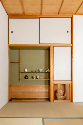 Family Suite with Balcony - Photo 2