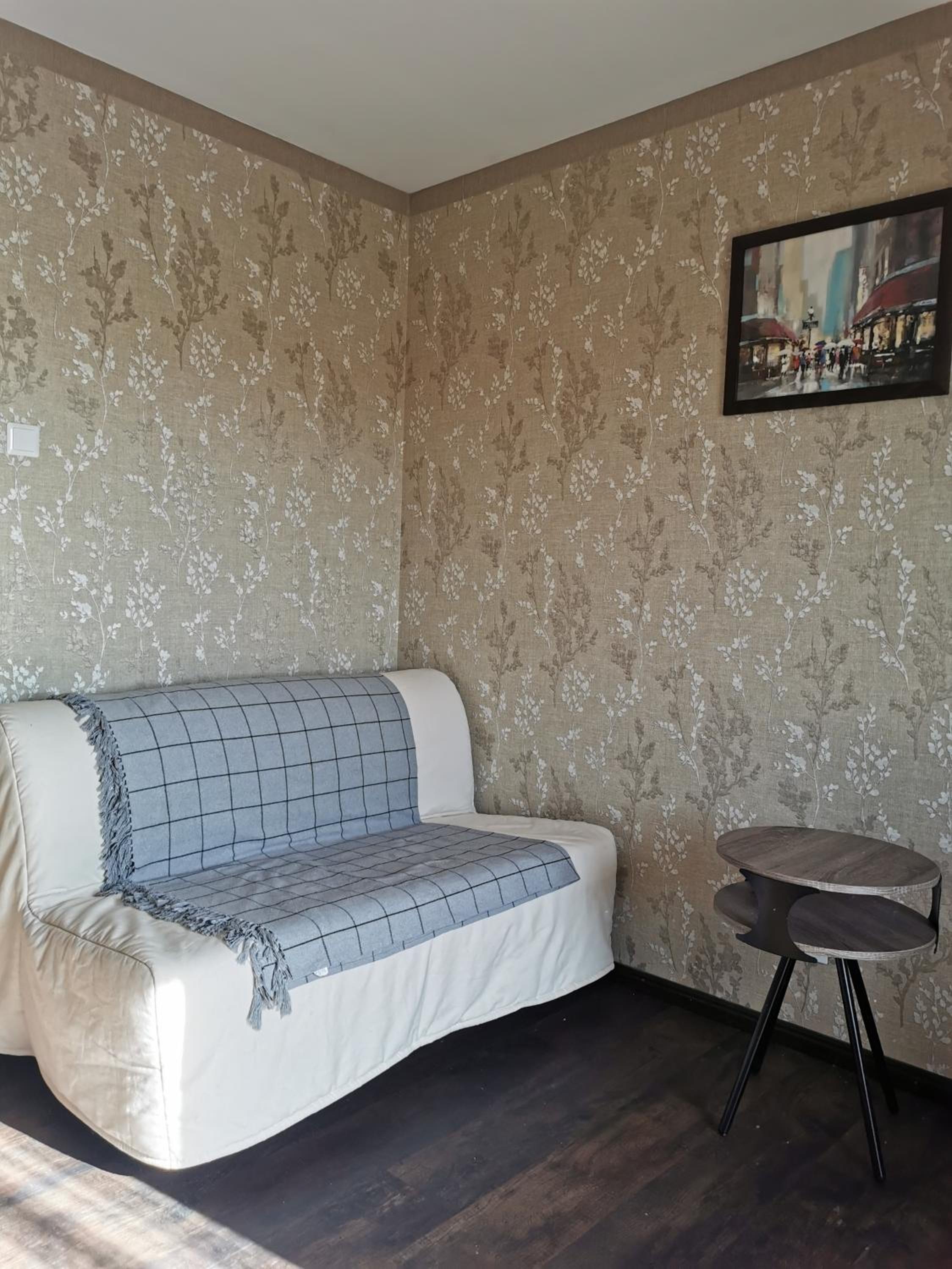 Two-Bedroom House - Photo 1