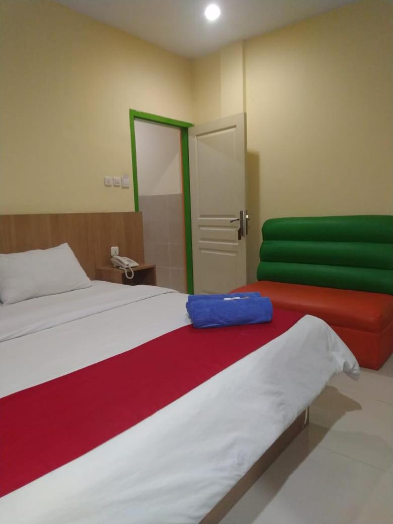 Large Single Room photo 3