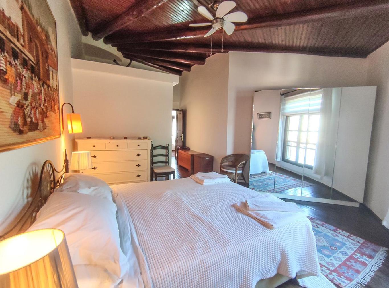 Three-Bedroom Villa photo 1