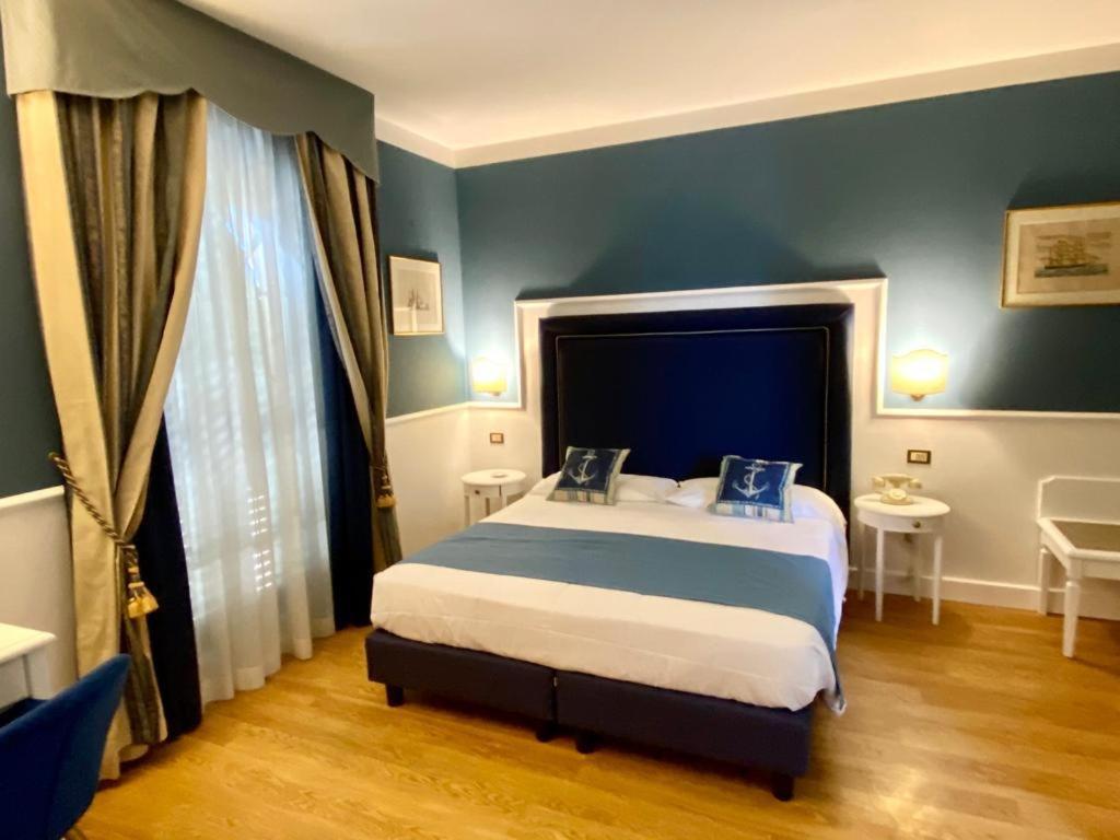 Standard Double Room - Photo 3