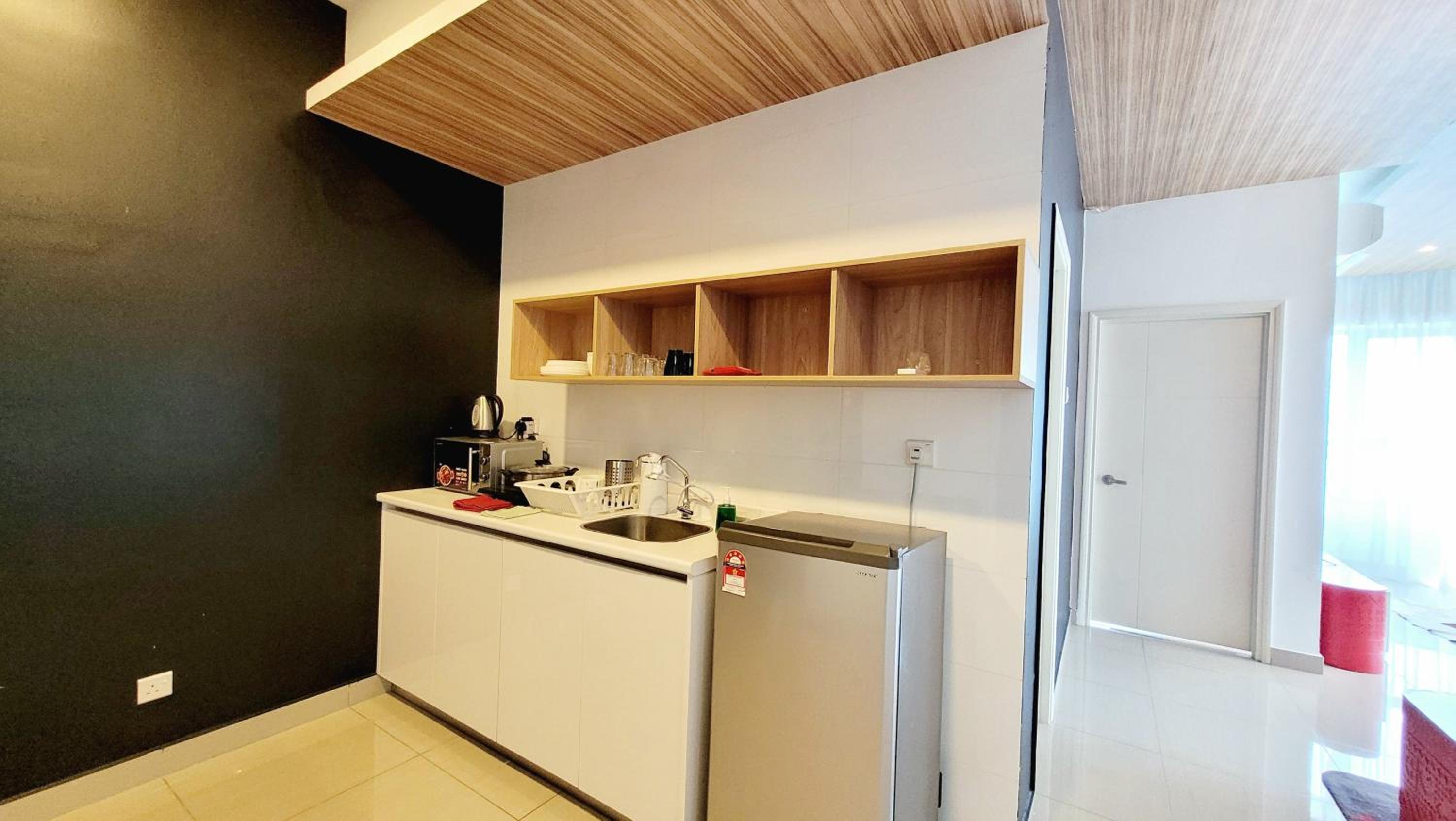 Three-Bedroom Apartment - Photo 17
