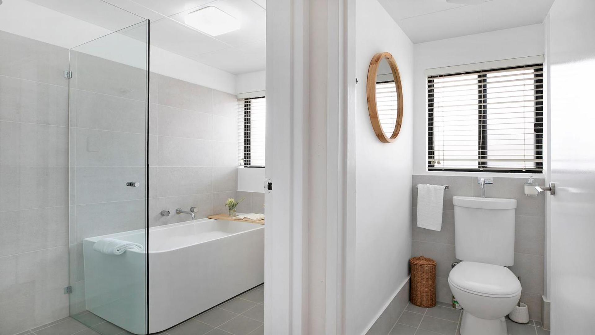 Two-Bedroom Apartment - Photo 4
