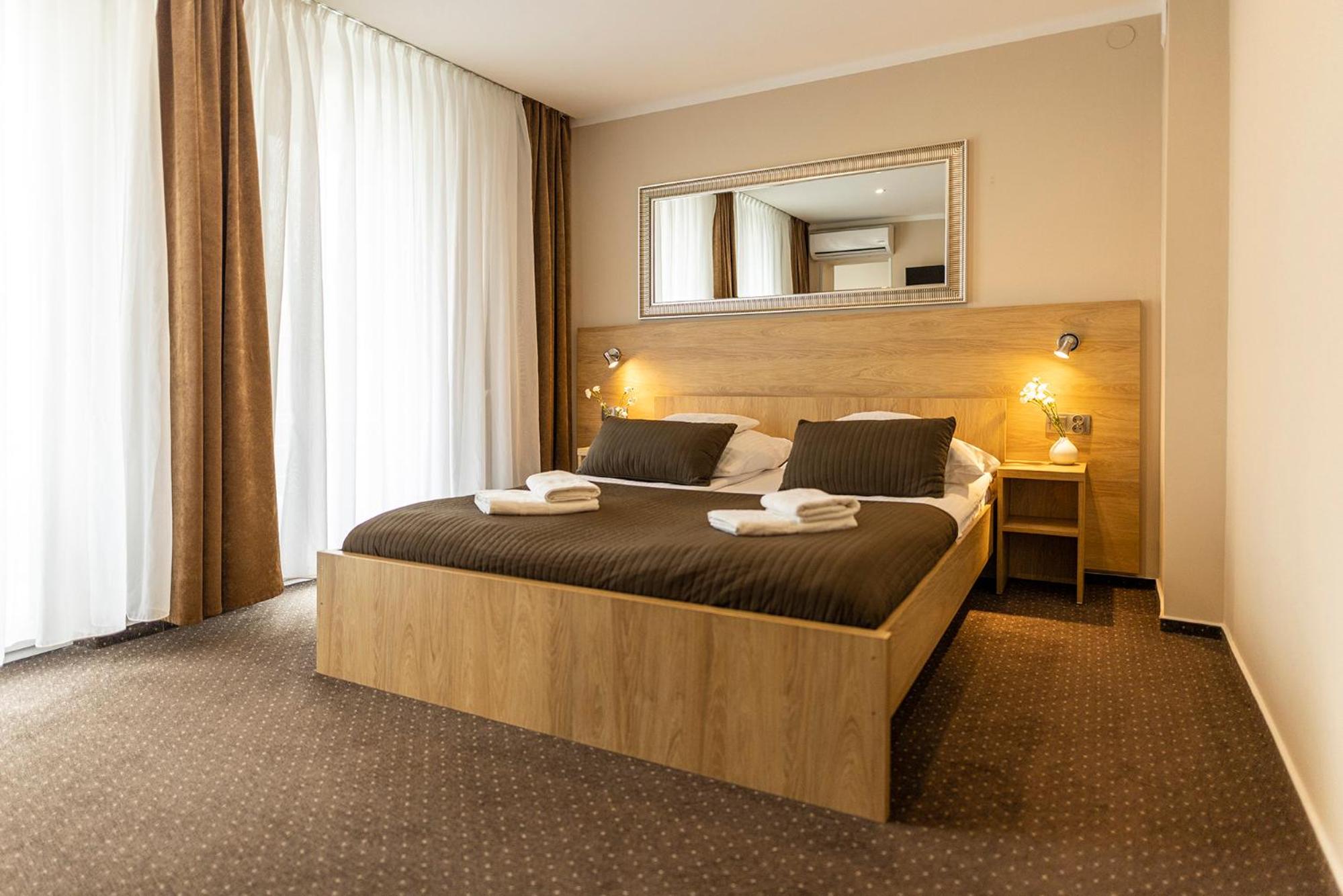 Deluxe Double Room with Balcony photo 1