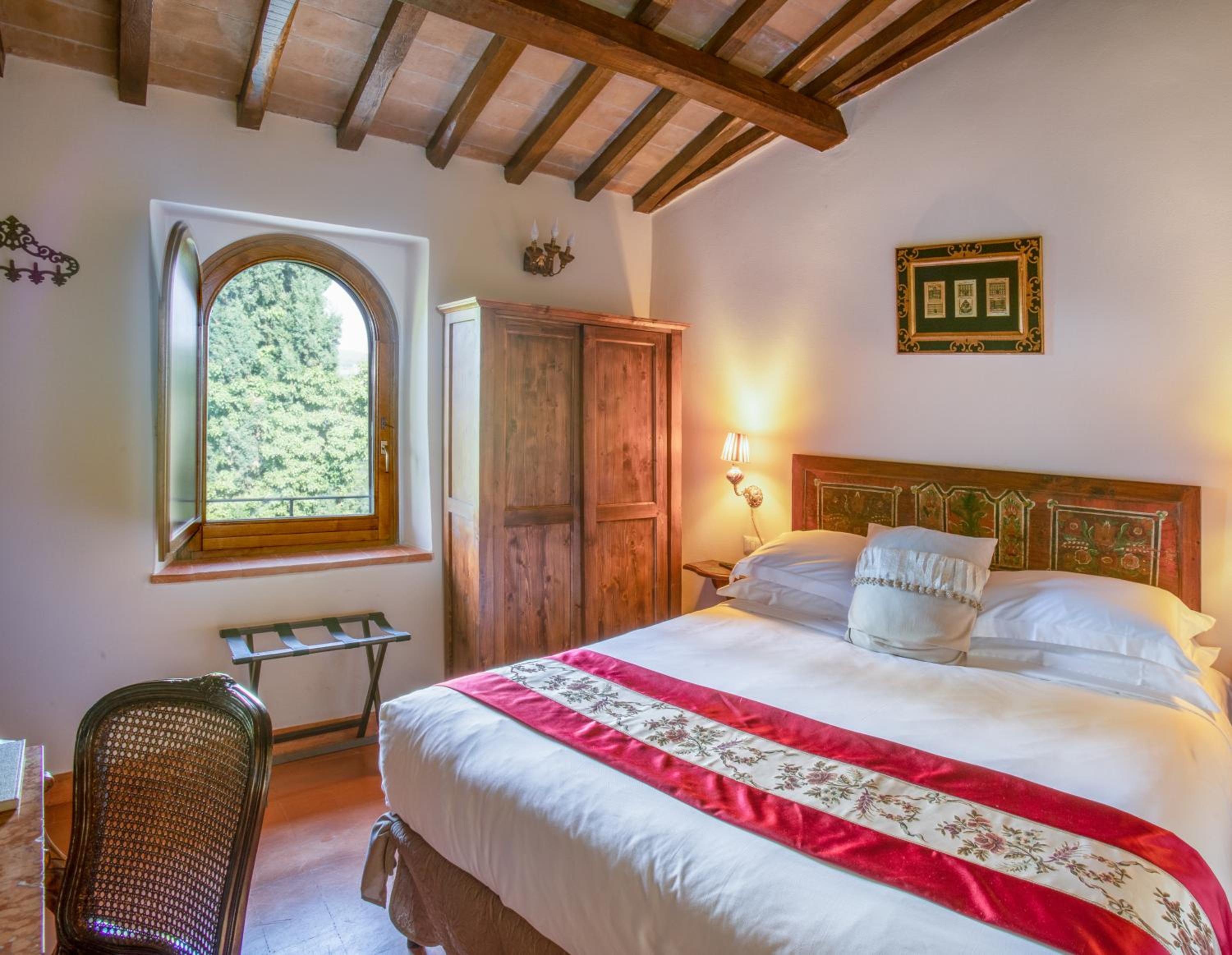 Double Room - Photo 6