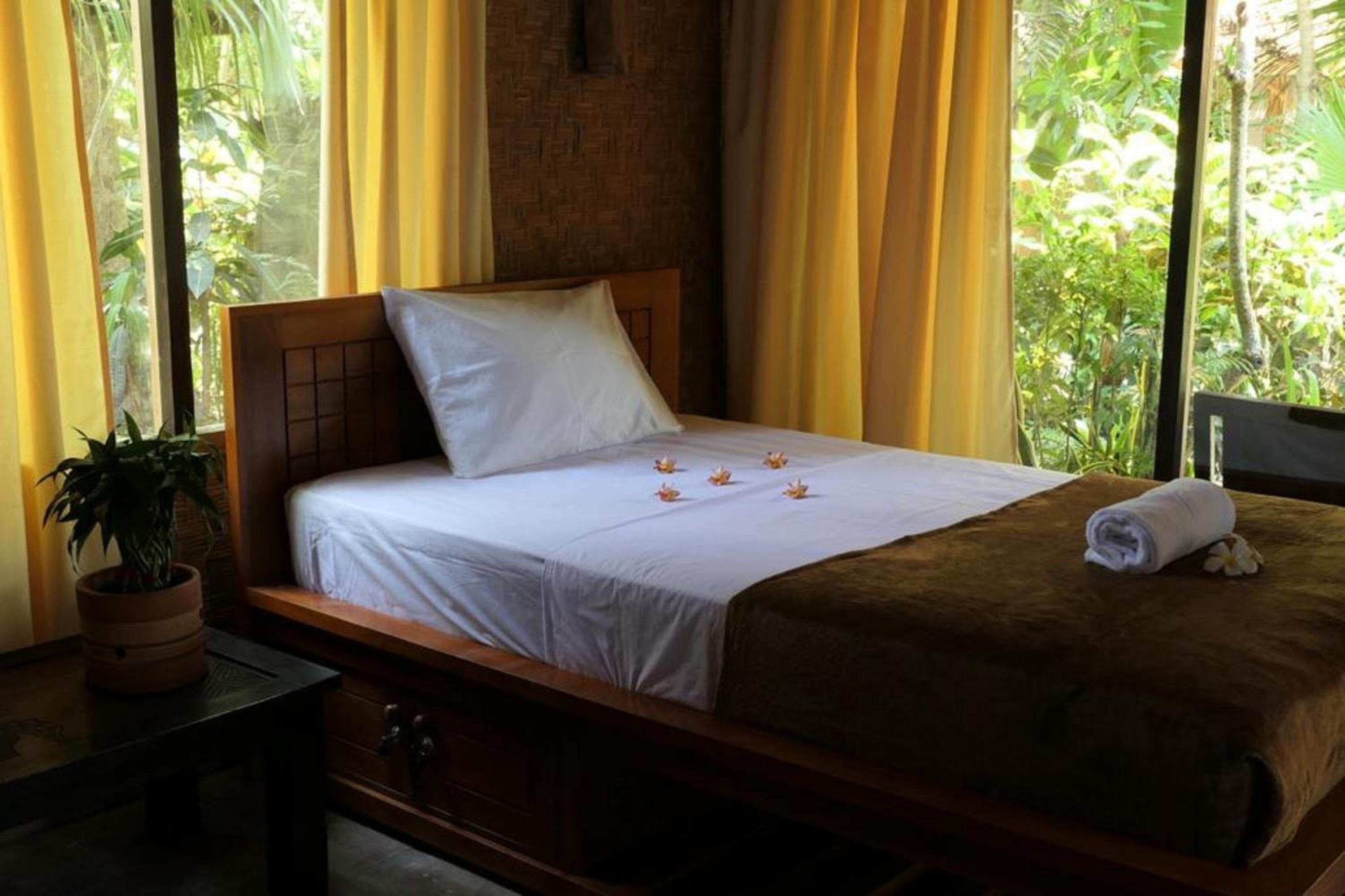 Deluxe Double or Twin Room with Garden View - Photo 1