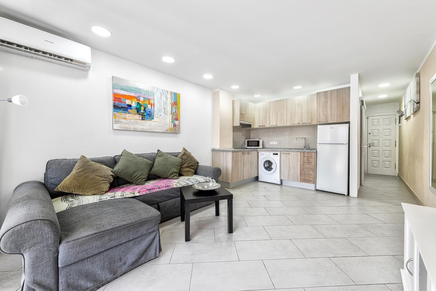 Apartamento con vista a la piscina