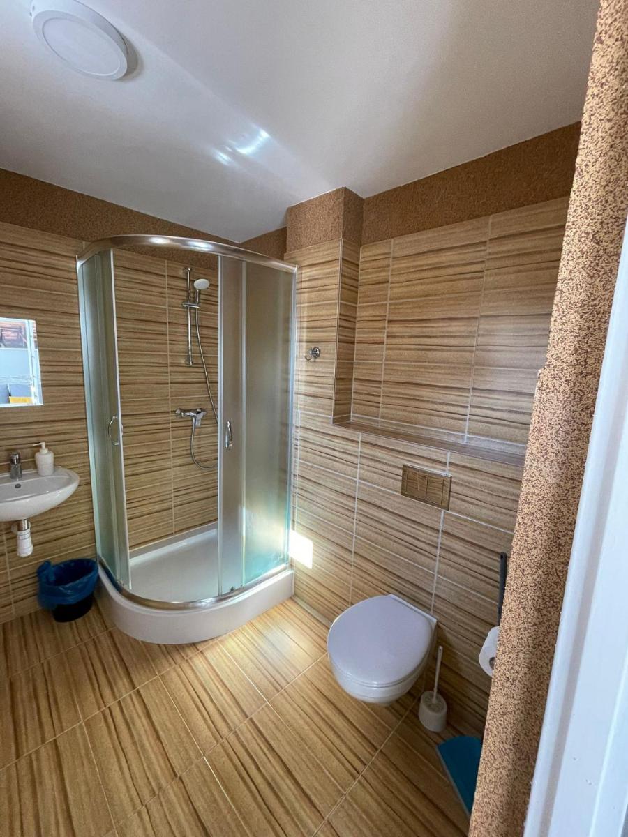 Large Single Room photo 3
