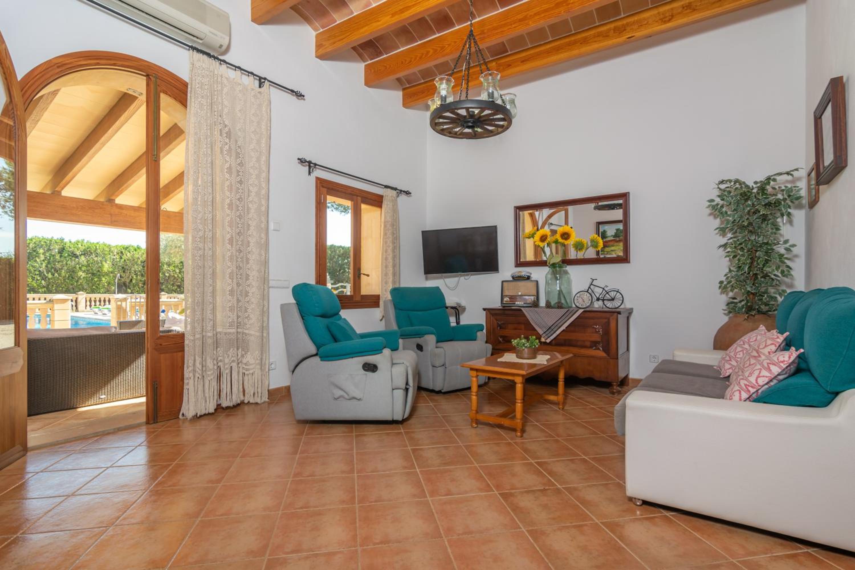 Villa de Tres Habitaciones