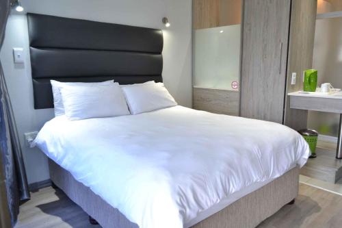 Double Room - Photo 4