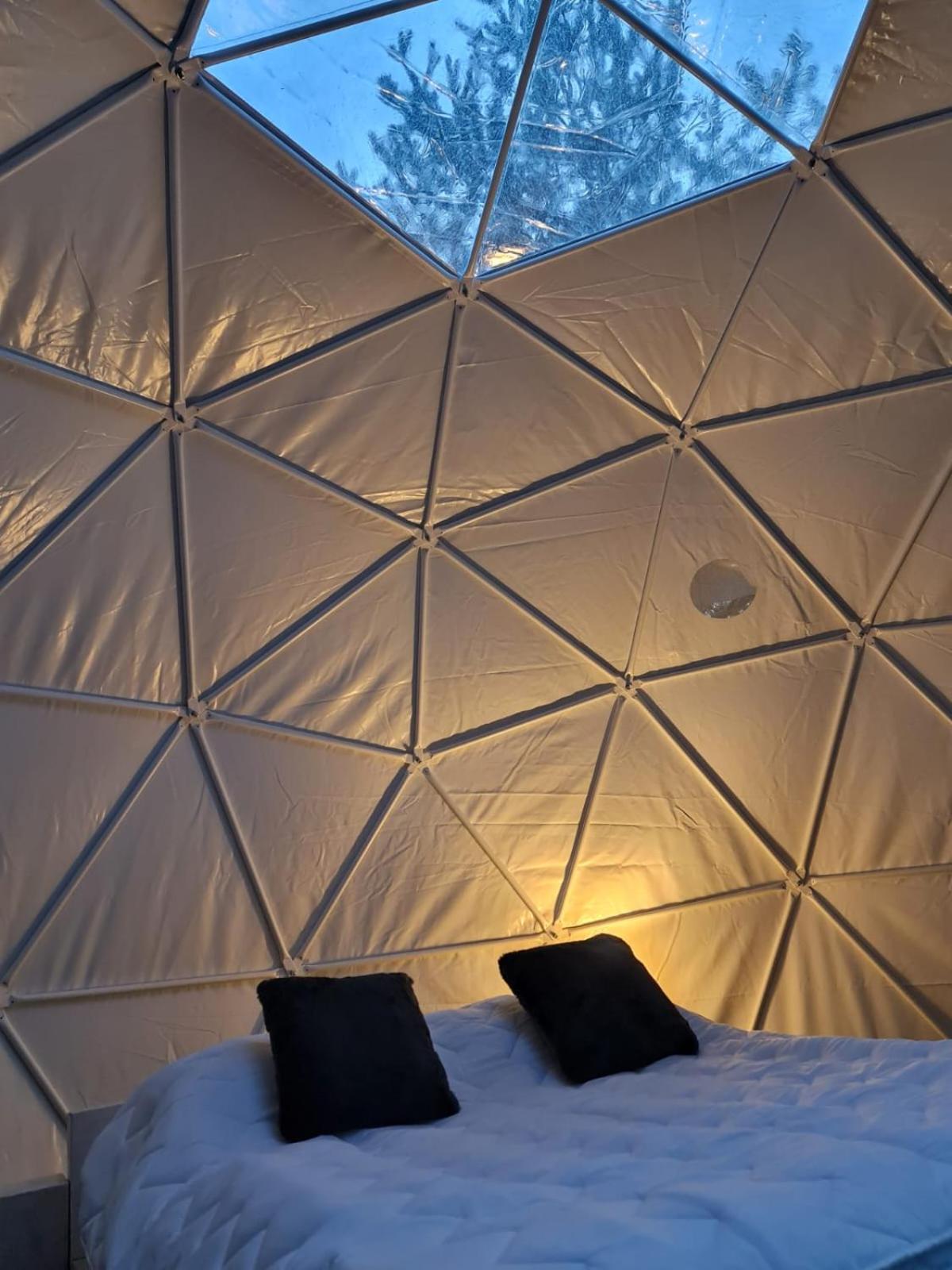 Tent - Photo 8