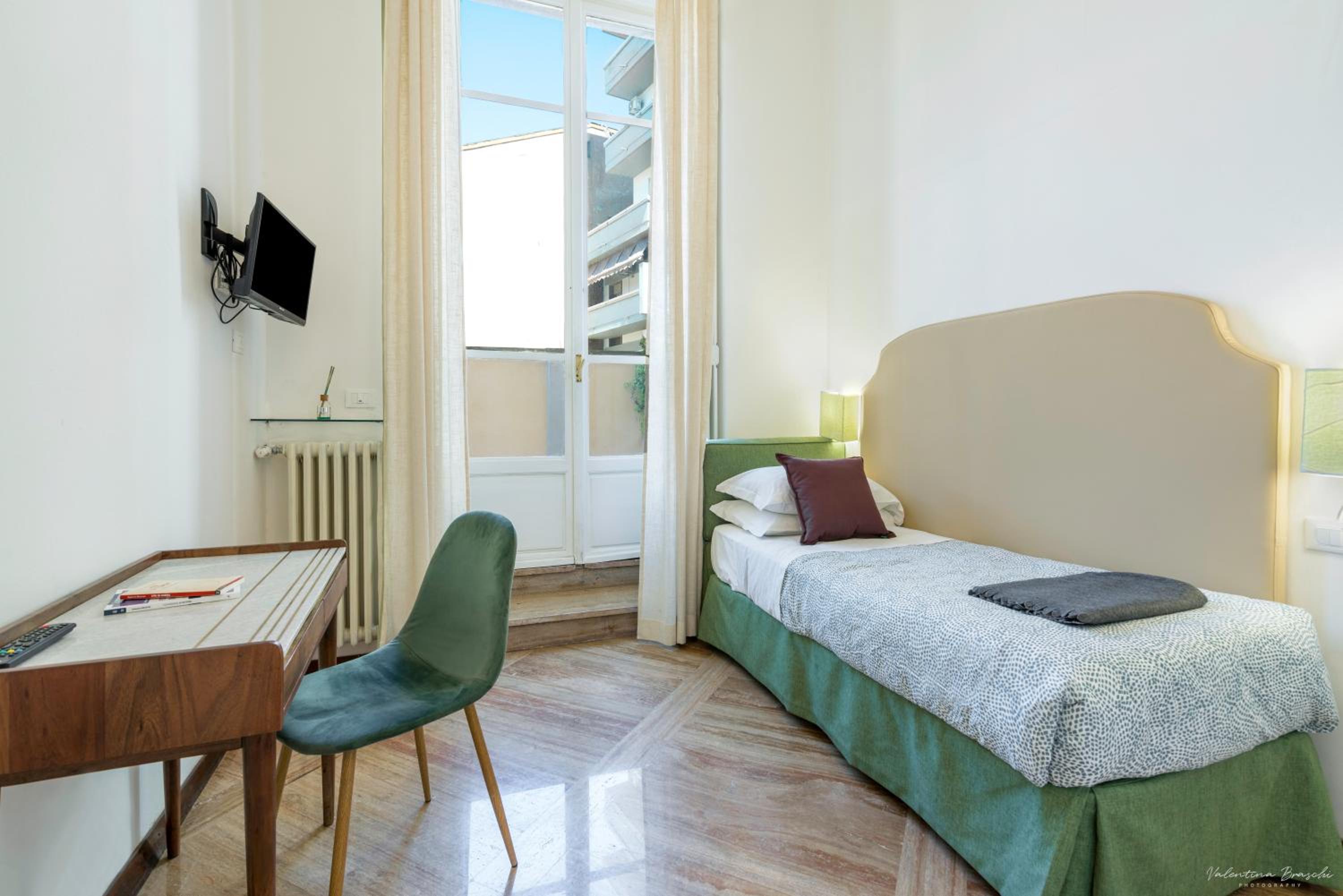 Double Room with Terrace photo 3