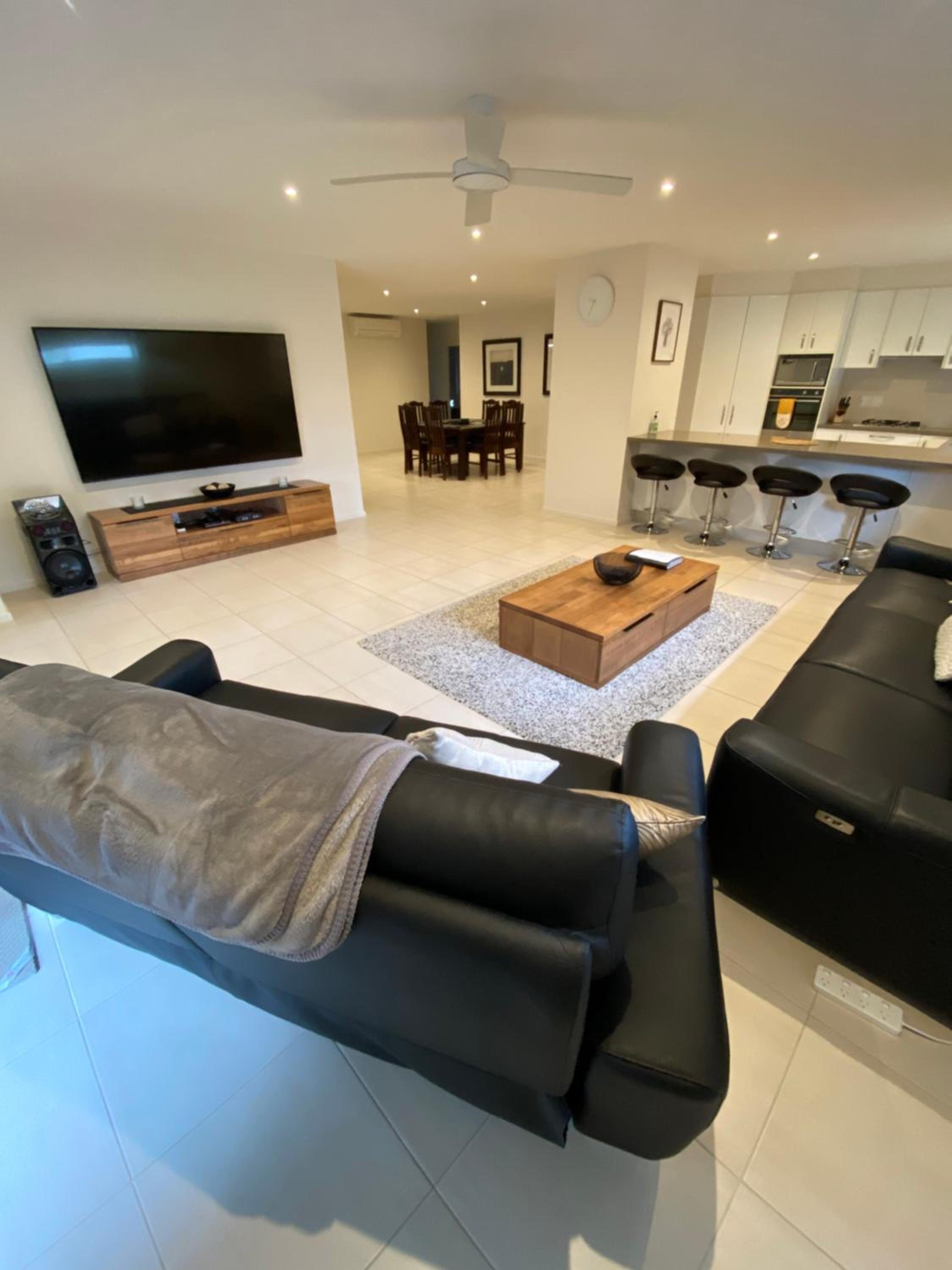 Three-Bedroom House photo 1