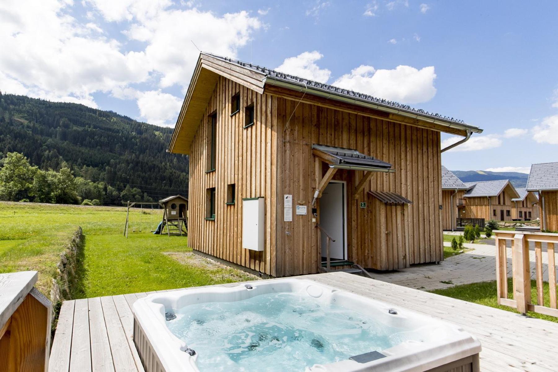 Chalet 2 a with 3 bedrooms & whirlpool photo 2