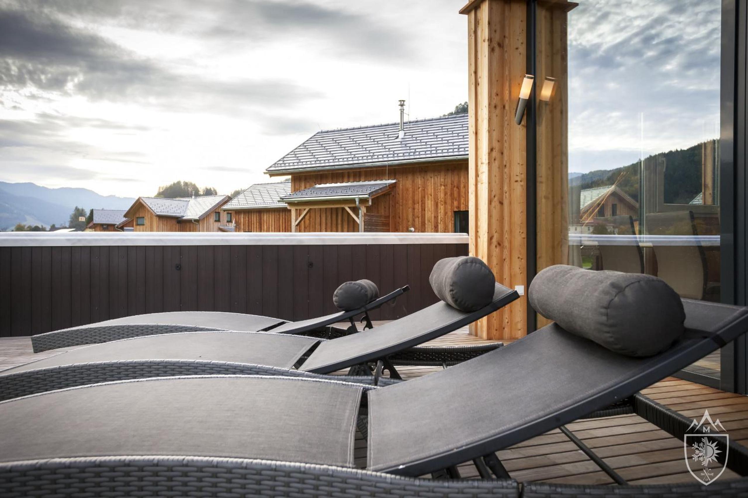 Premium Chalet 8 with sauna & swim spa photo 3