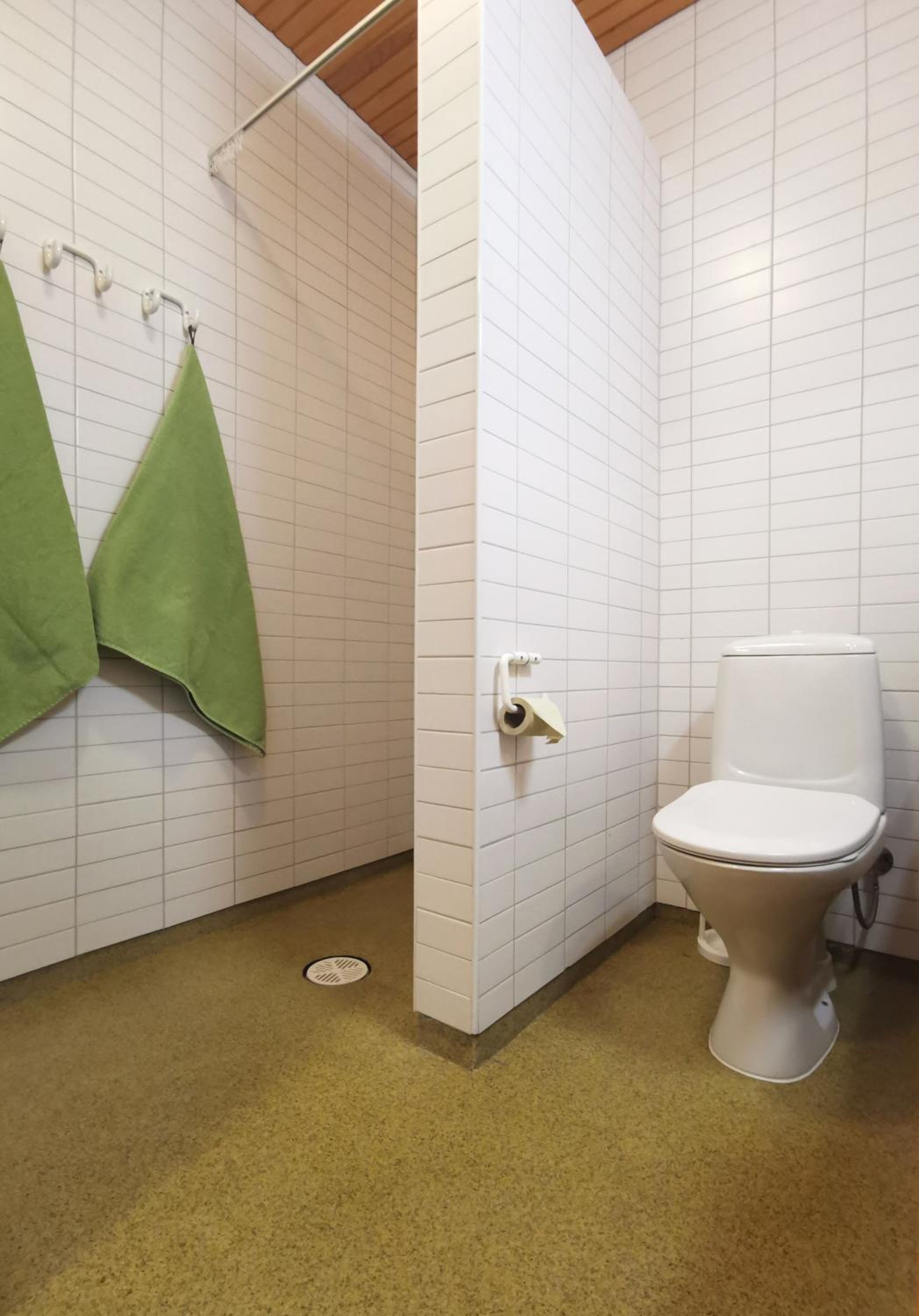 Triple Room - Disability Access - Photo 4