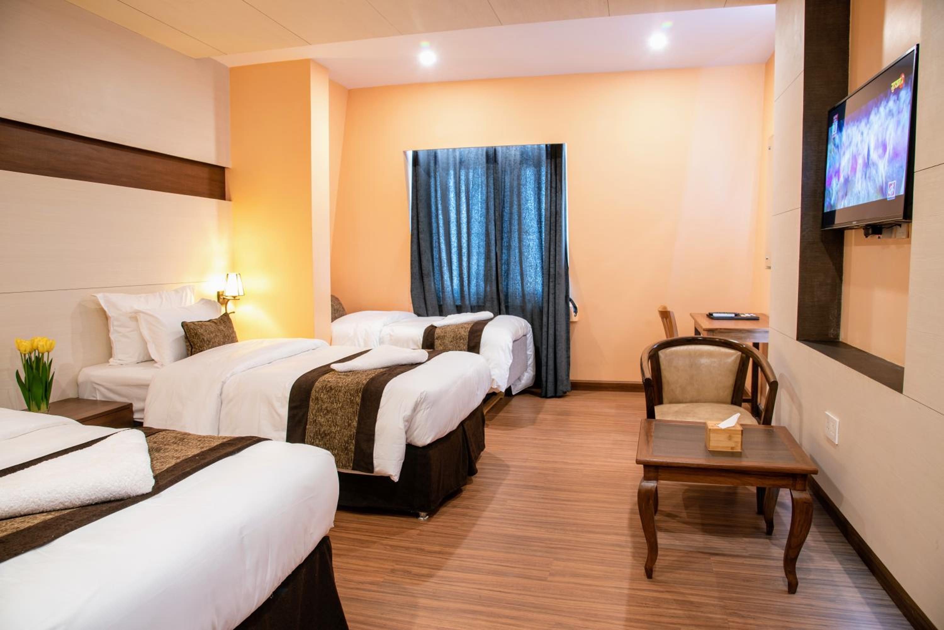 Deluxe Triple Room - Photo 5
