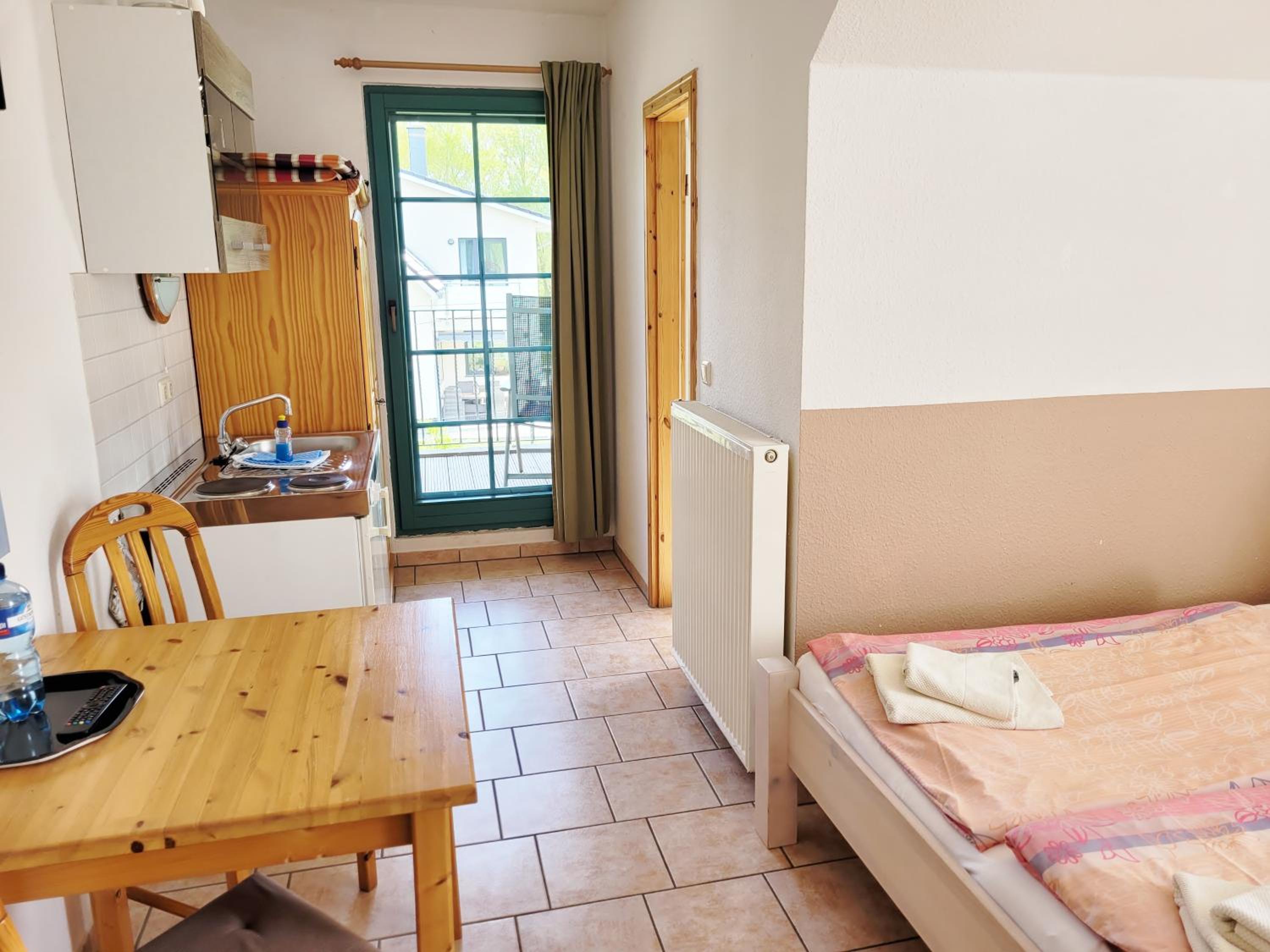 Double Room - Photo 7