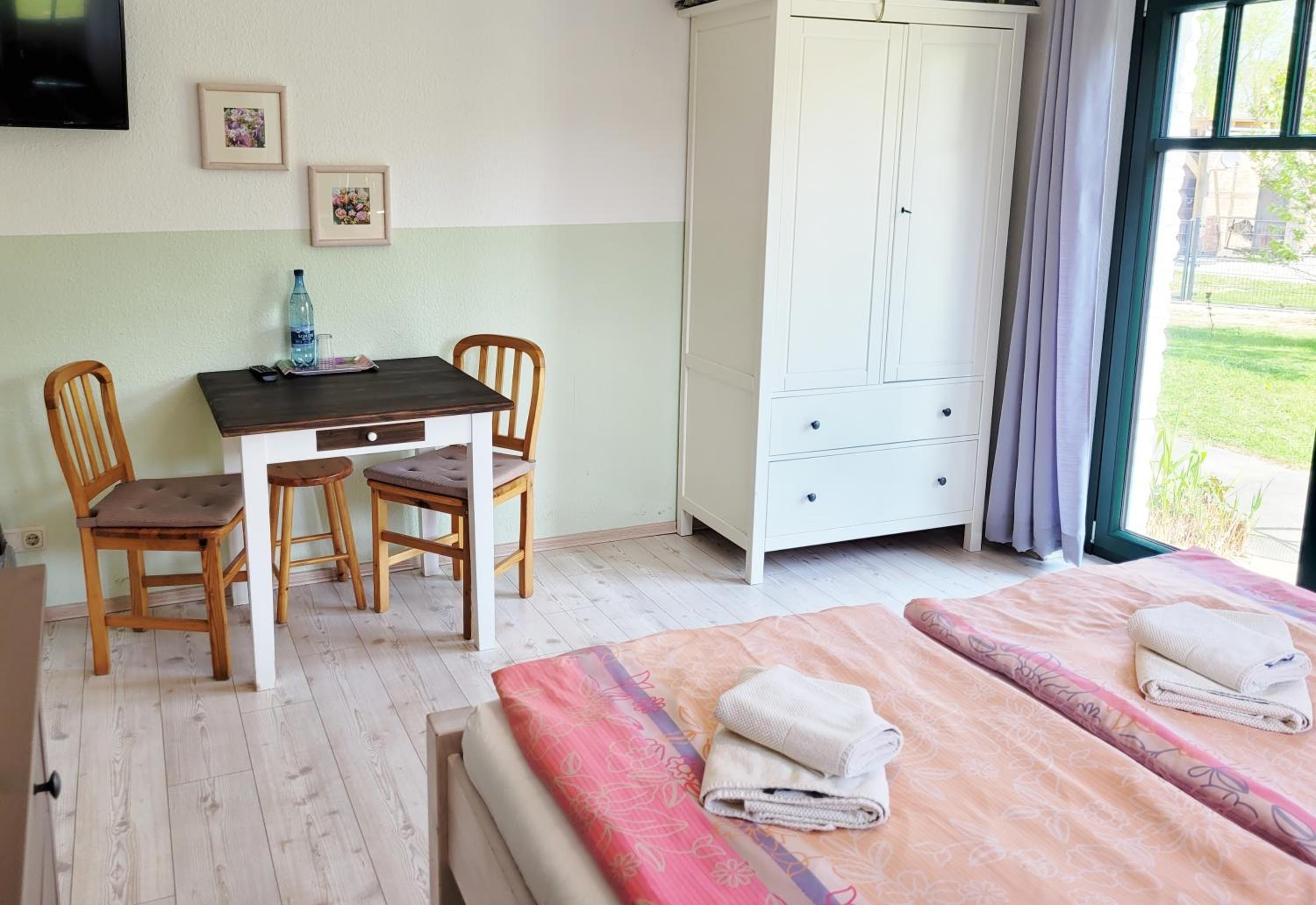 Double Room with Terrace - Photo 2