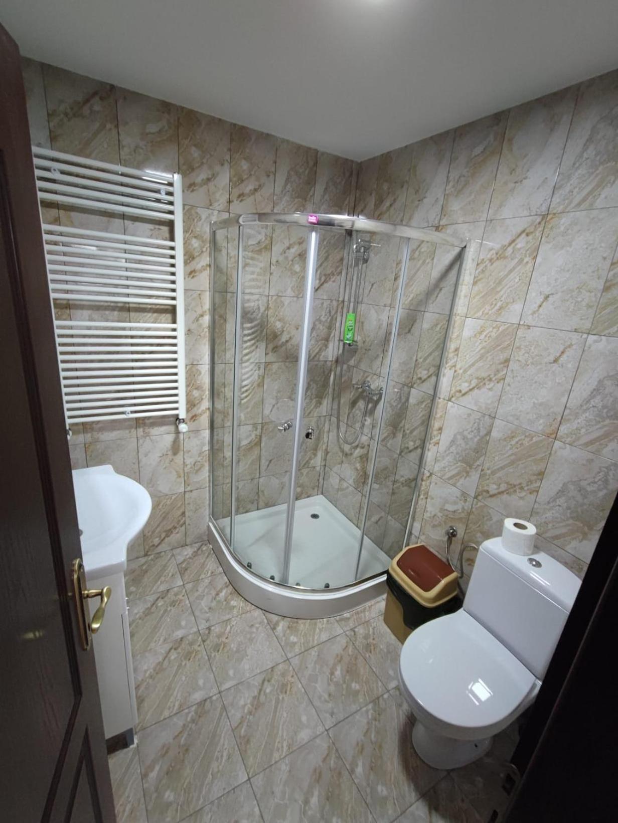 Two-Bedroom Apartment - Photo 2