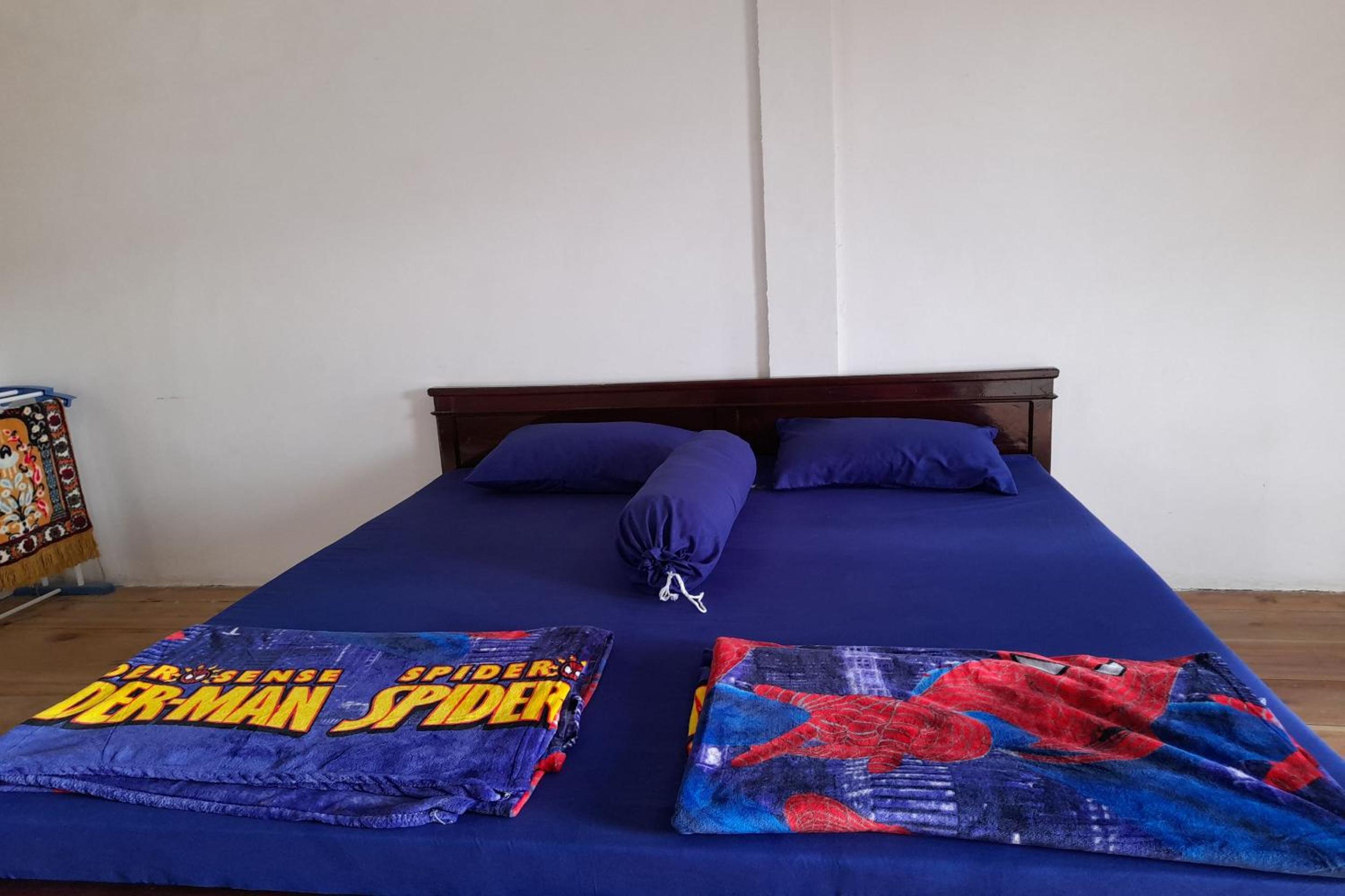Budget Double Room - Photo 6