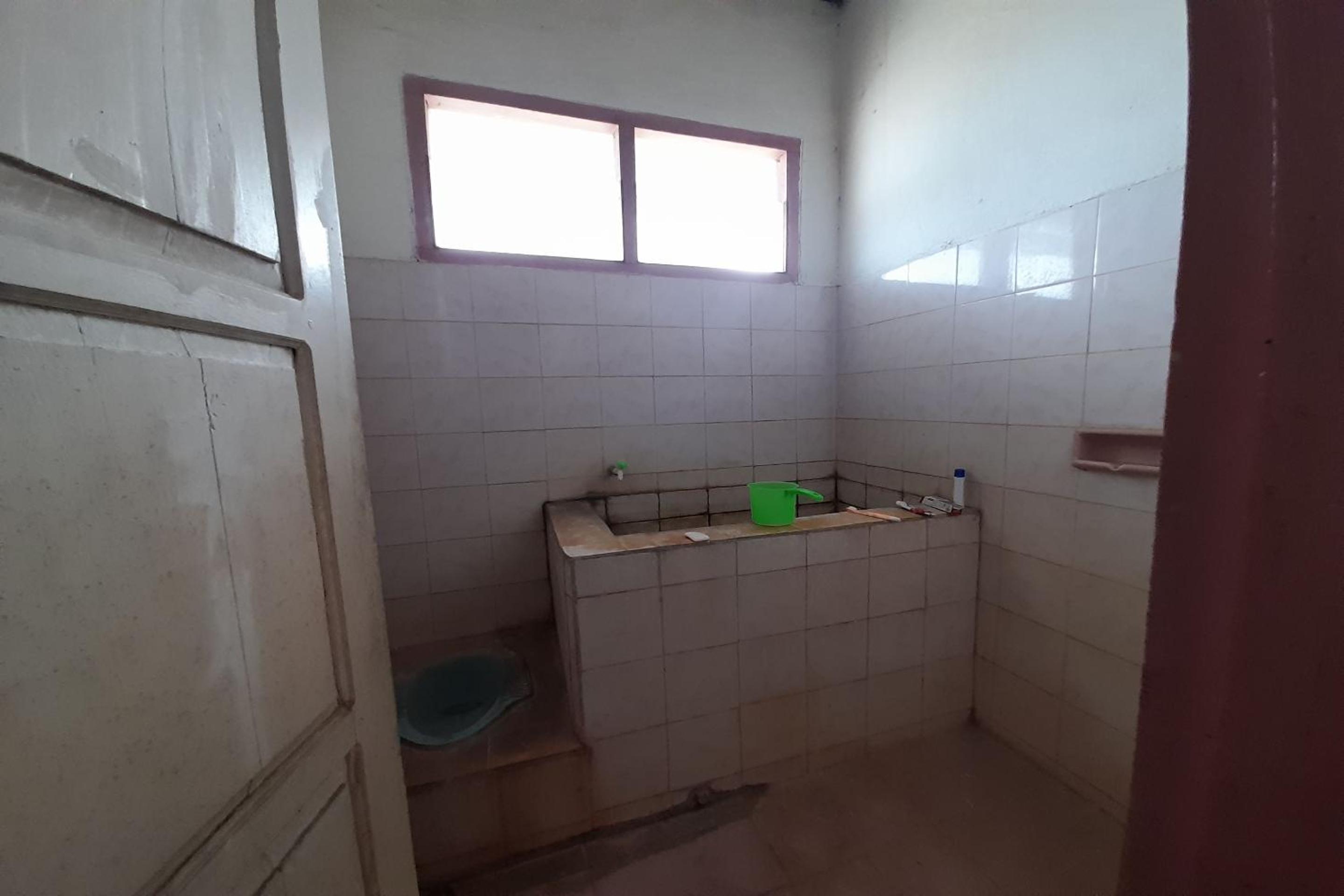 Budget Double Room - Photo 21