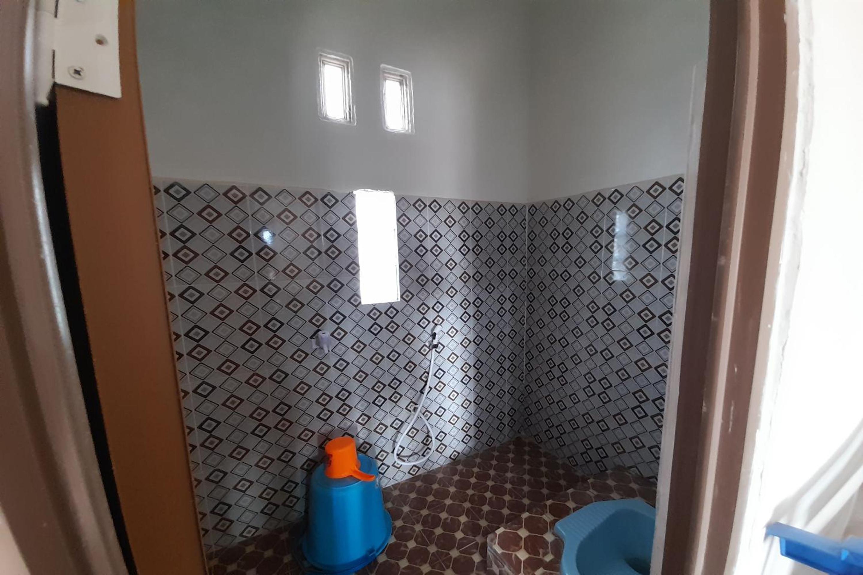 Budget Double Room - Photo 2