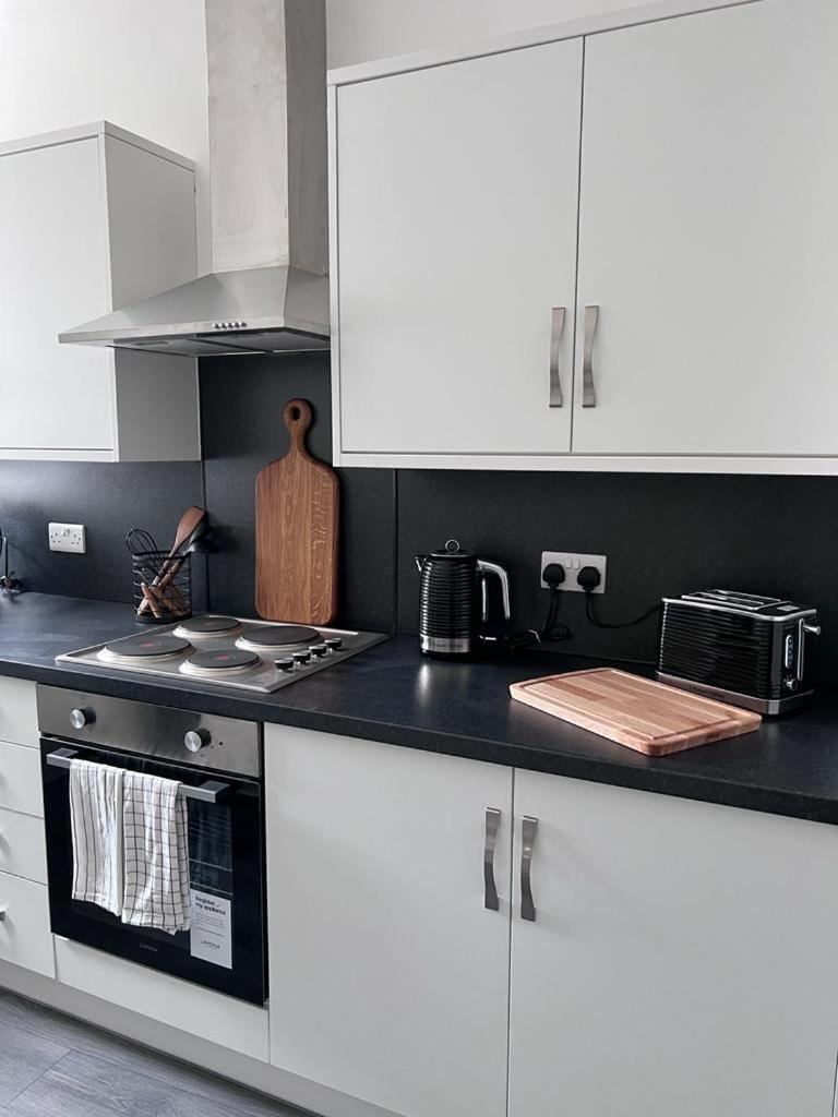 One-Bedroom Apartment - Photo 7