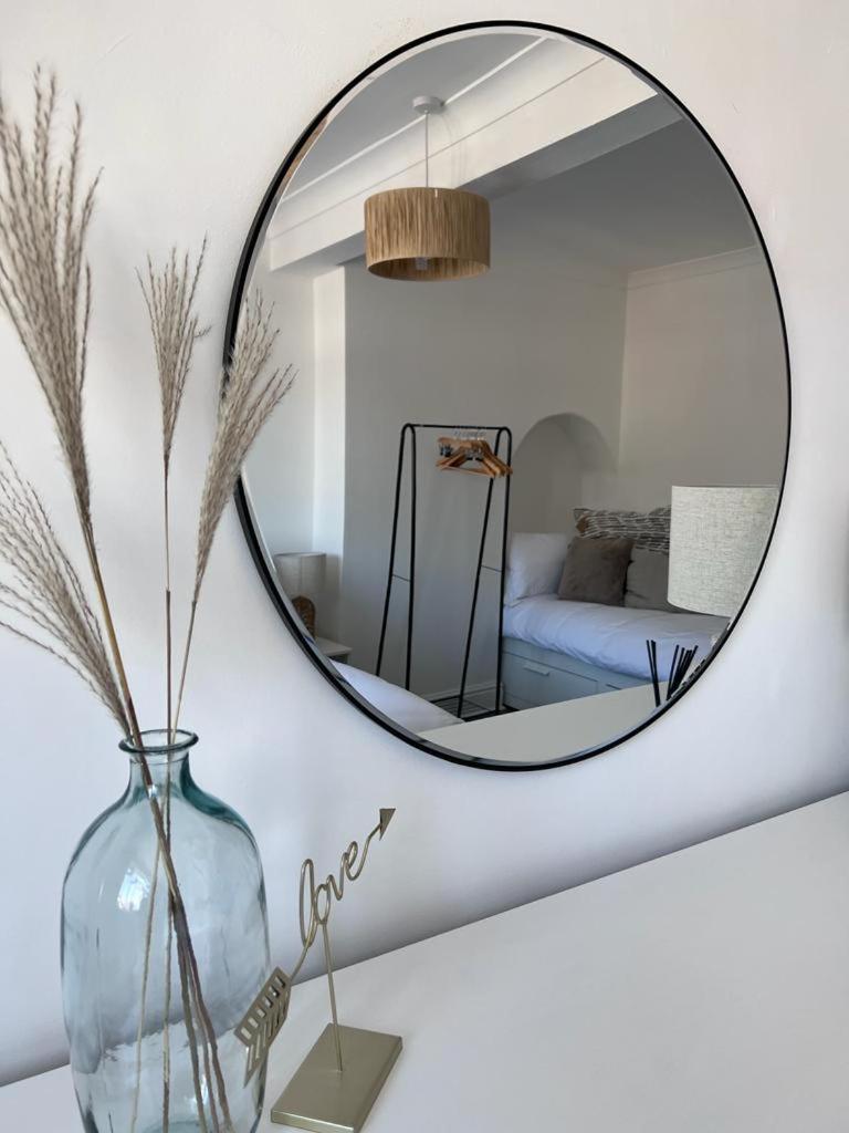 One-Bedroom Apartment - Photo 5