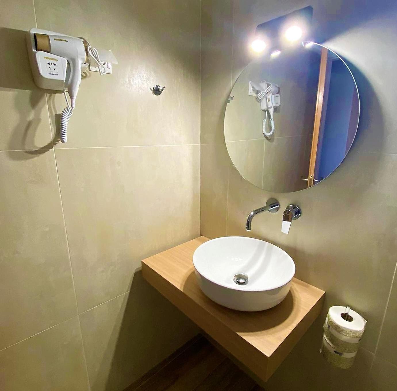 Deluxe Double Room - Photo 5