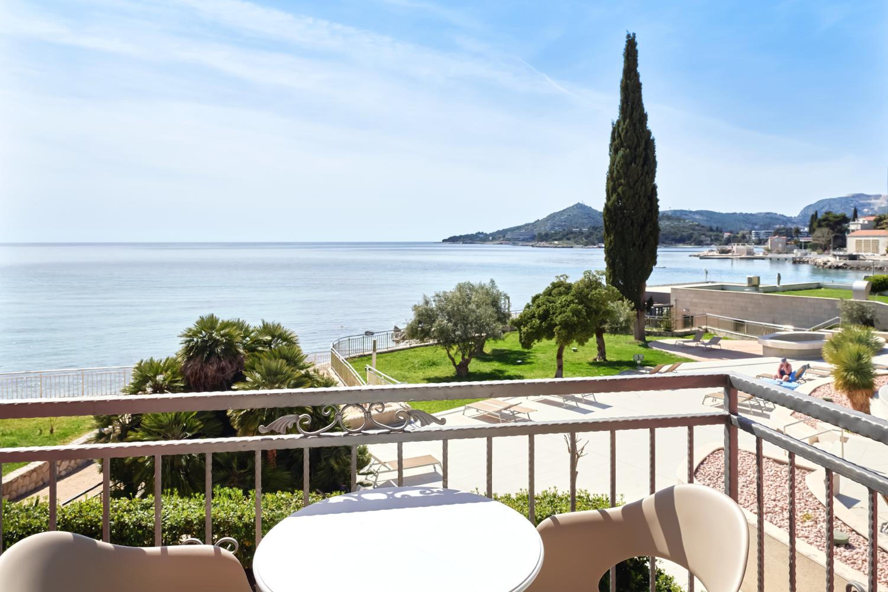 Superior Sea View Apartment
