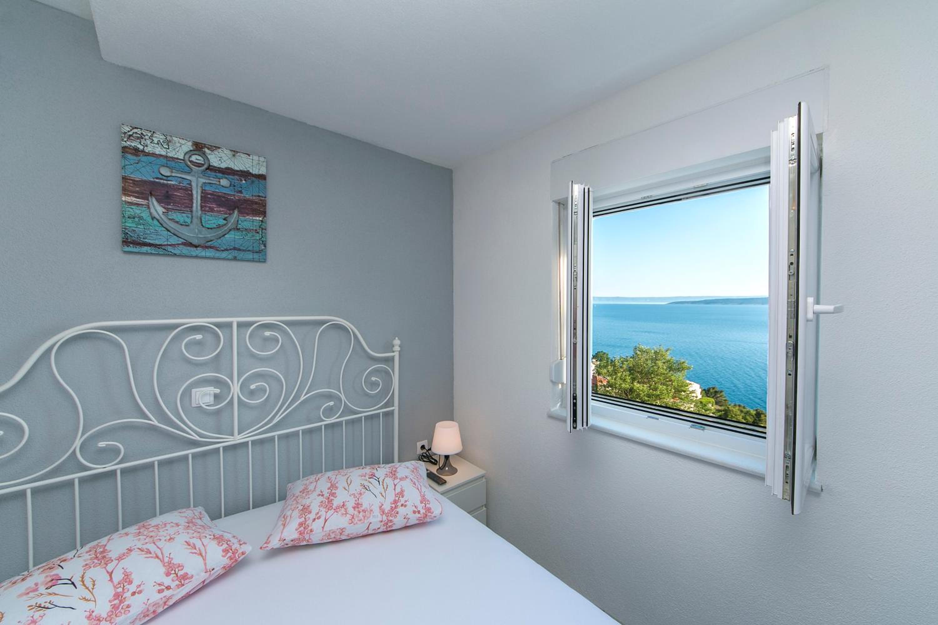 Three-Bedroom Villa photo 1