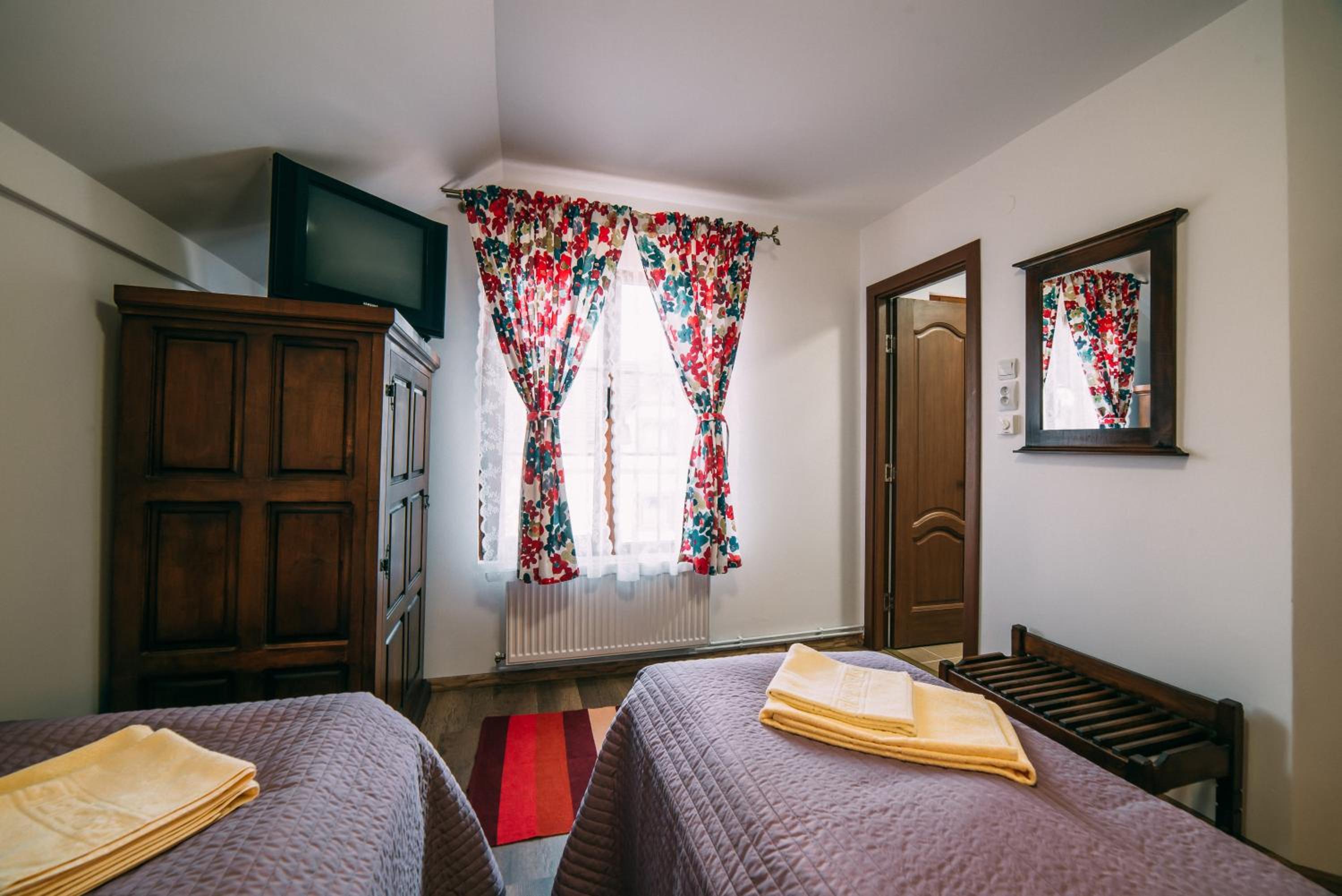 Single Room photo 2