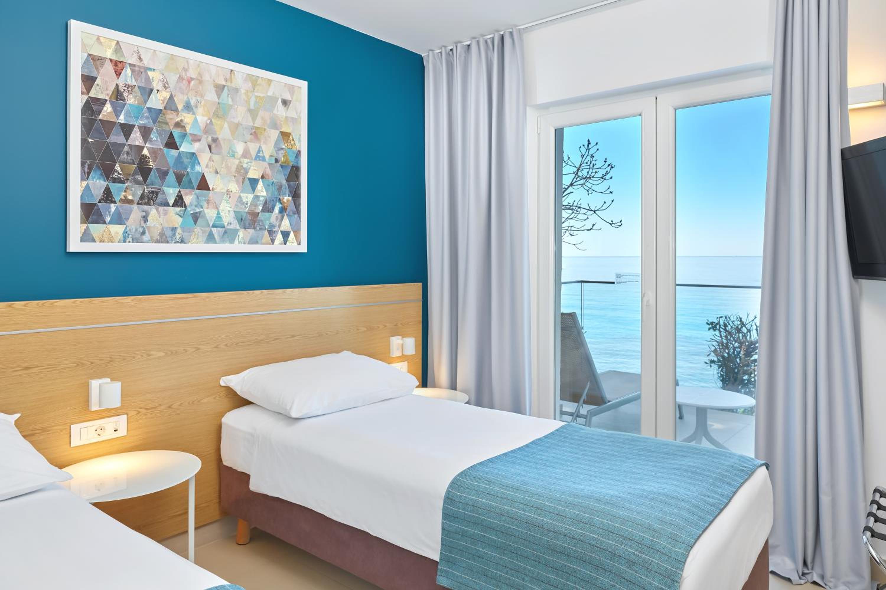 Standard Sea View Apartment for 2