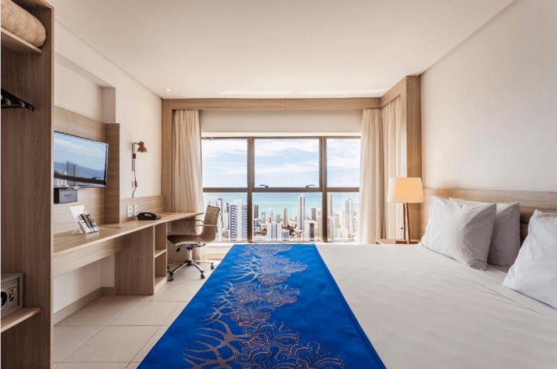 Deluxe Suite with Sea View photo 2