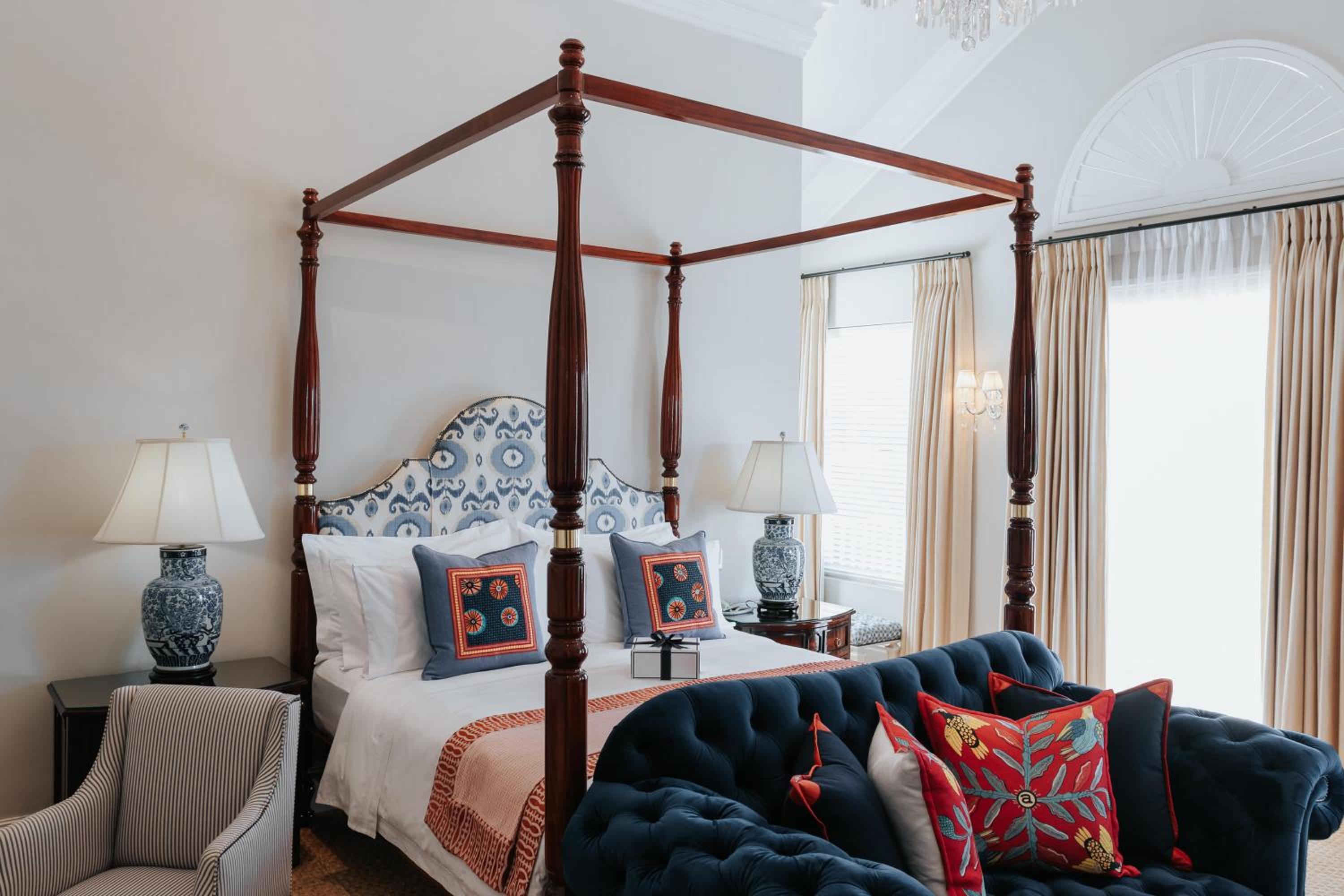 Honeymoon Suite