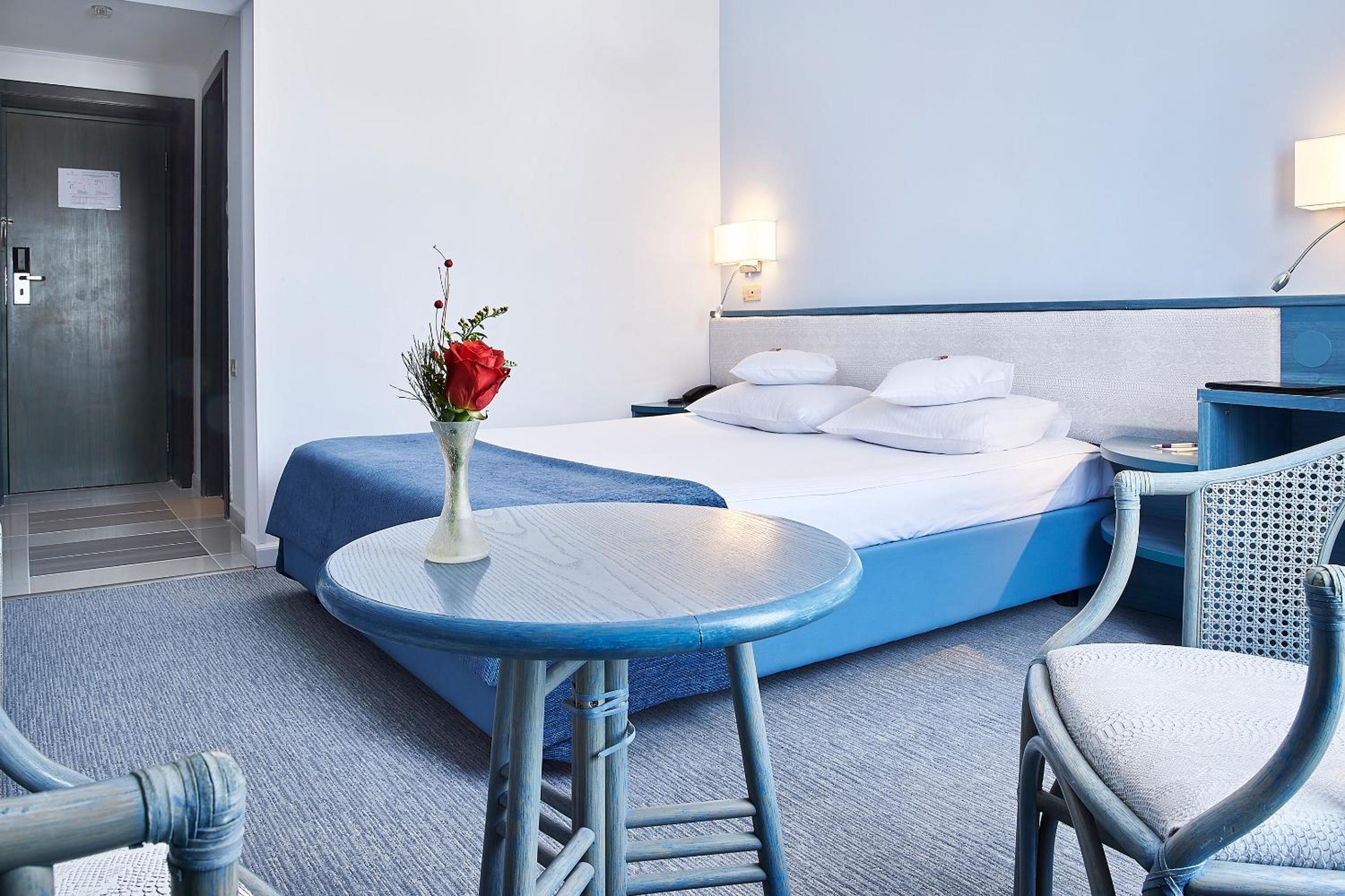 Standard Double Room - Photo 3