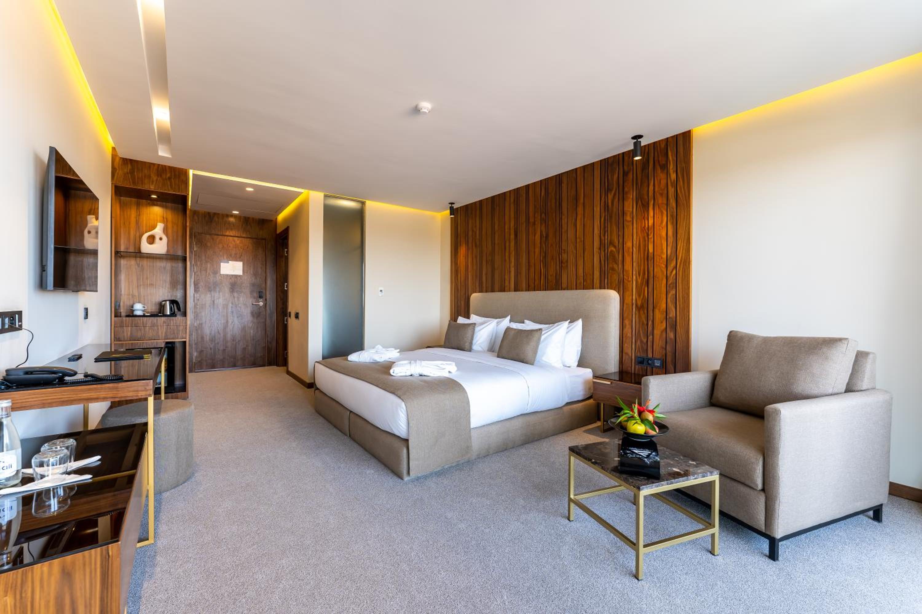 Superior Double Room - Photo 3