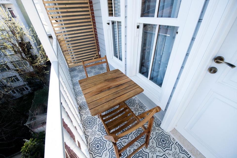 Deluxe Double Room with Balcony photo 2