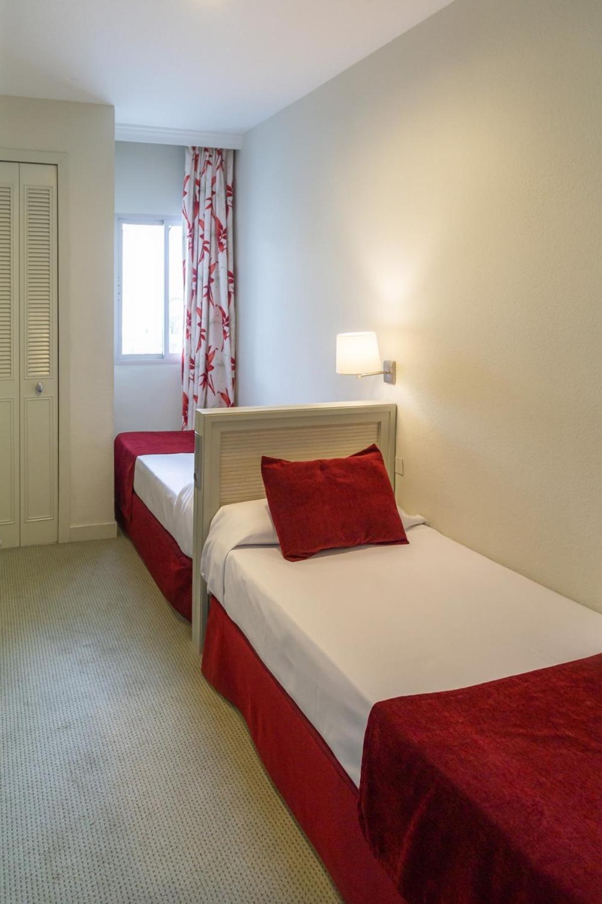 Apartamento de dos dormitorios con terraza (5 adultos) Apartamento de dos dormitorios con terraza (5 adultos)