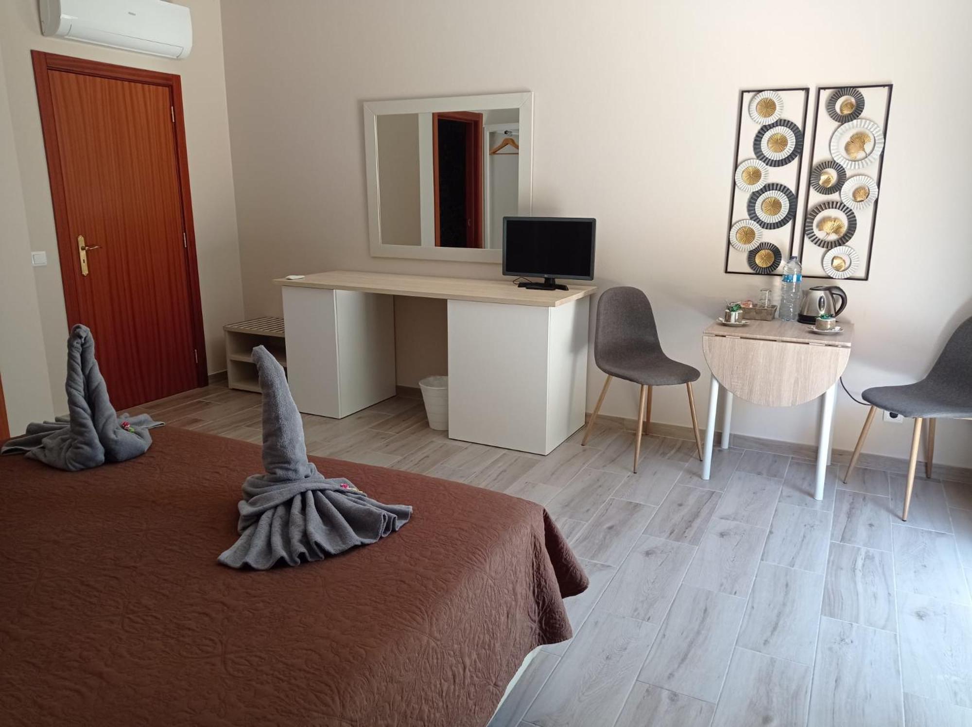 Suite with Garden View photo 2