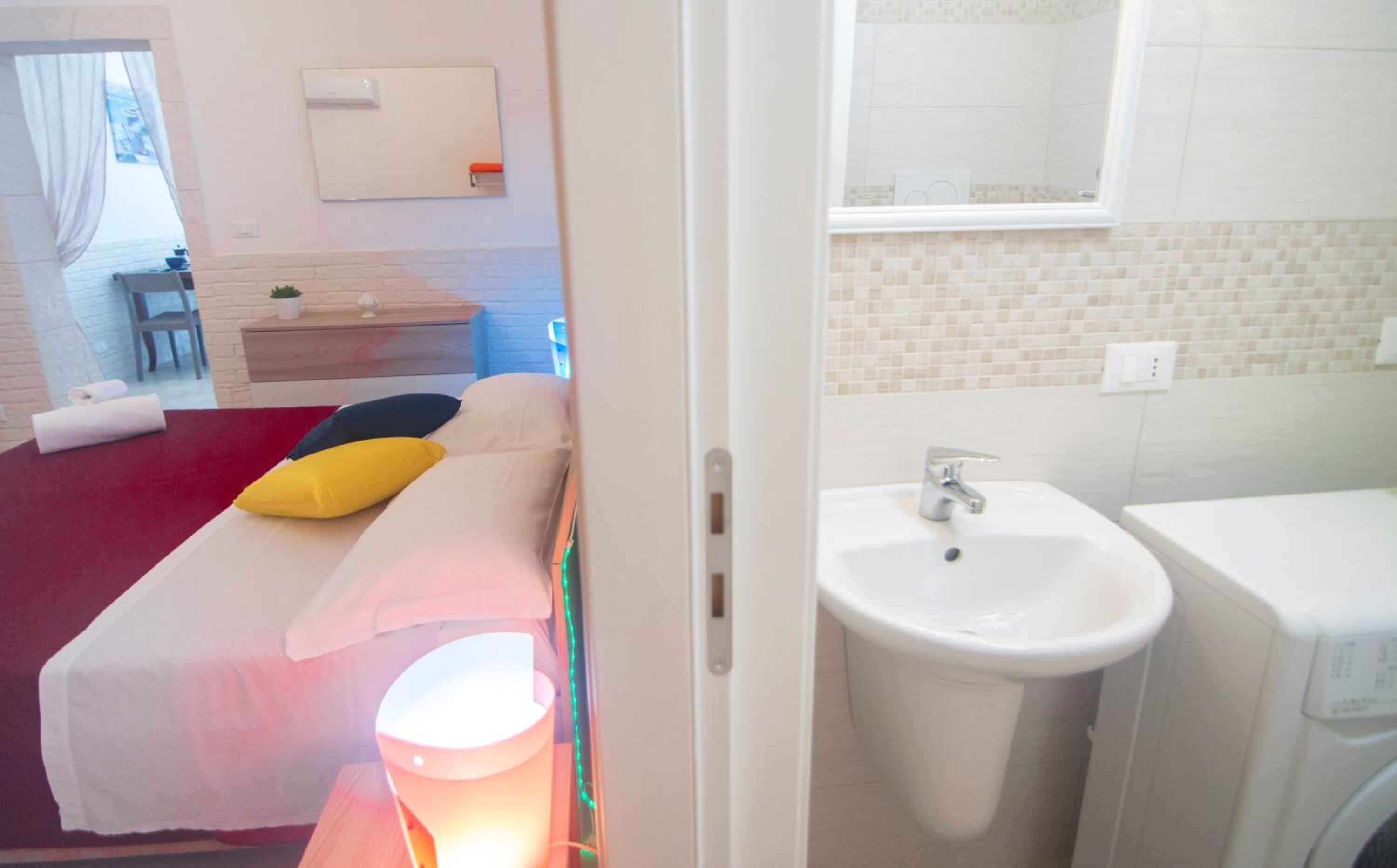 One-Bedroom House photo 1